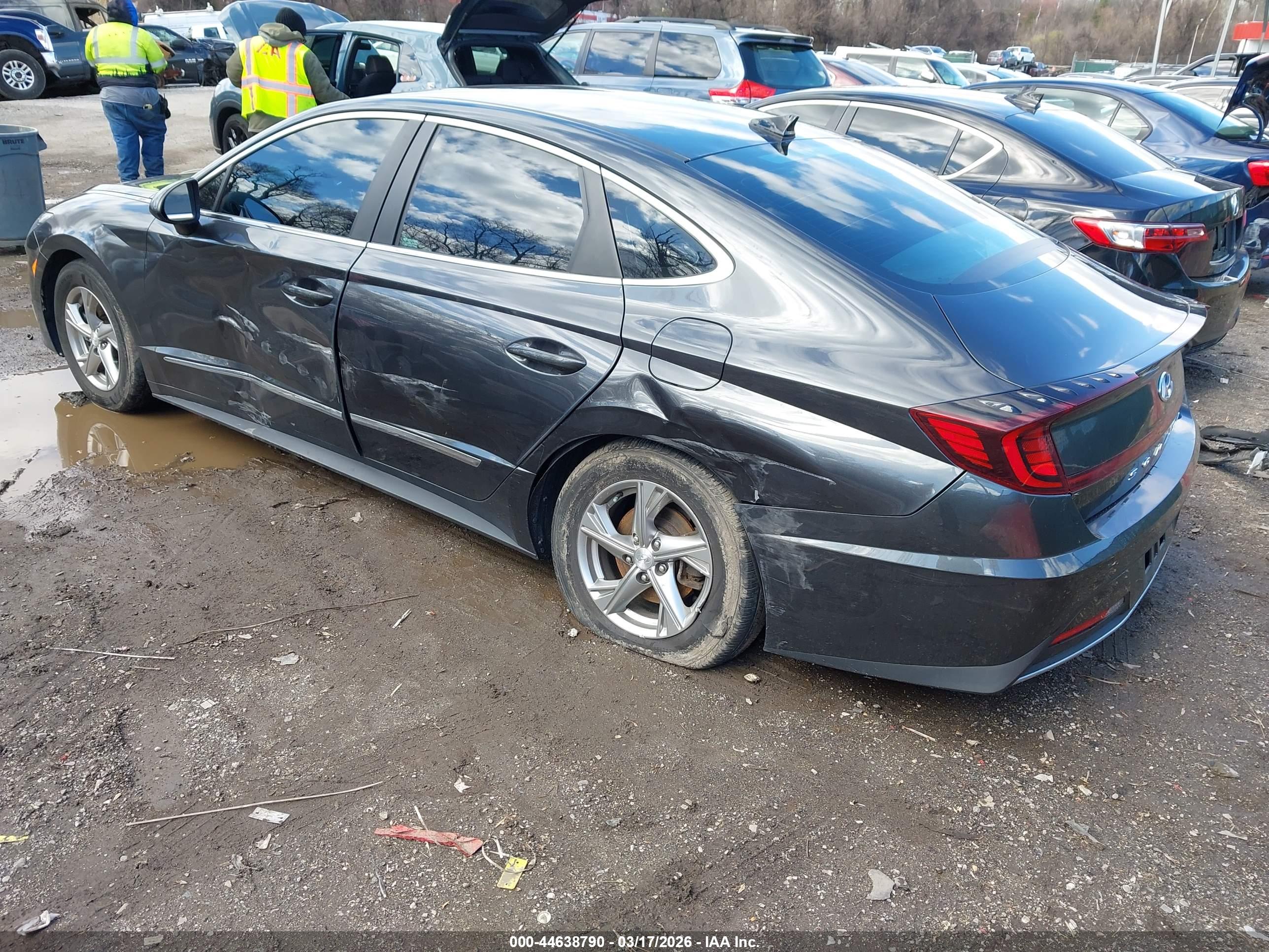 HYUNDAI SONATA image 3