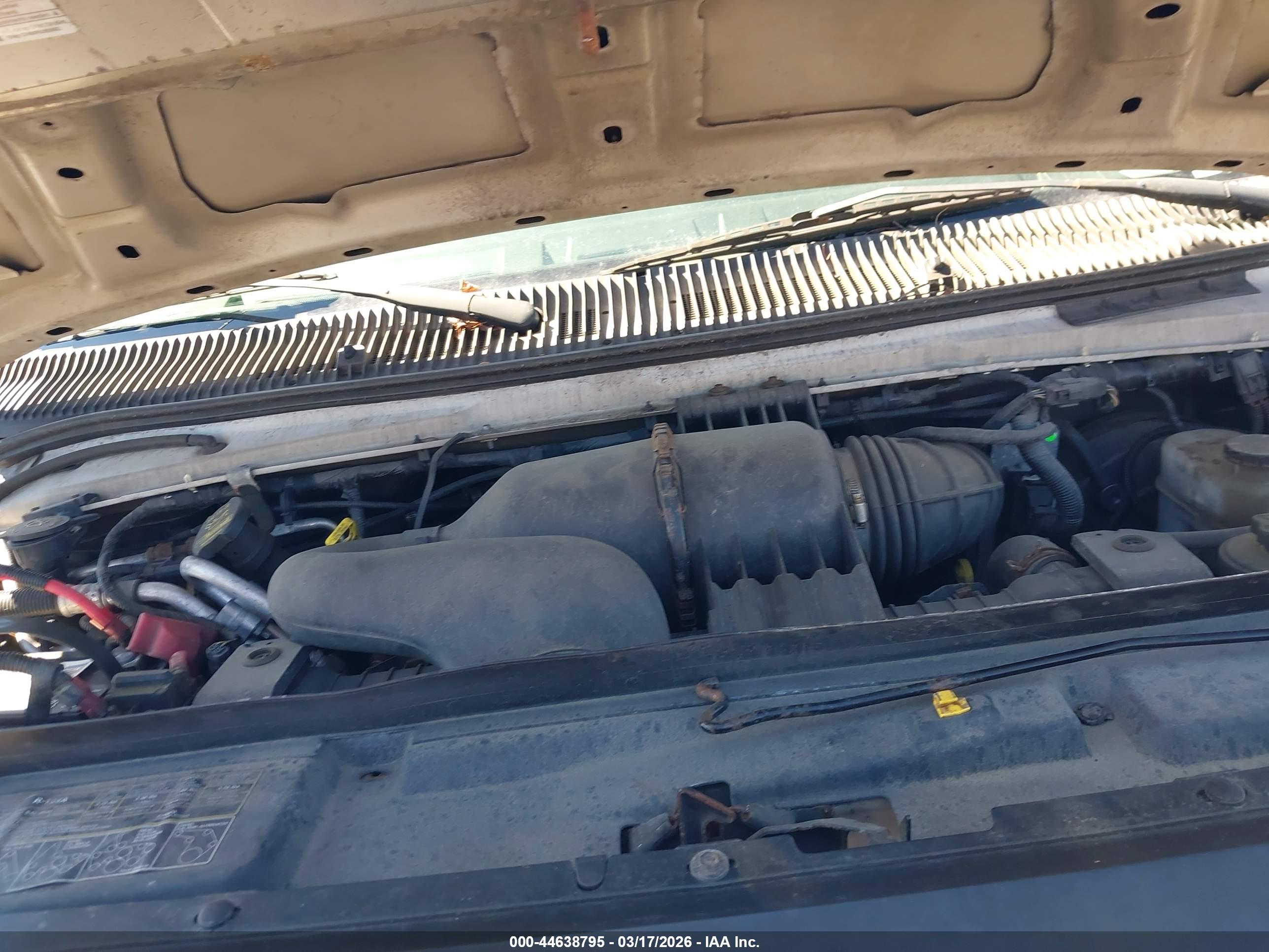 FORD E-250 image 10