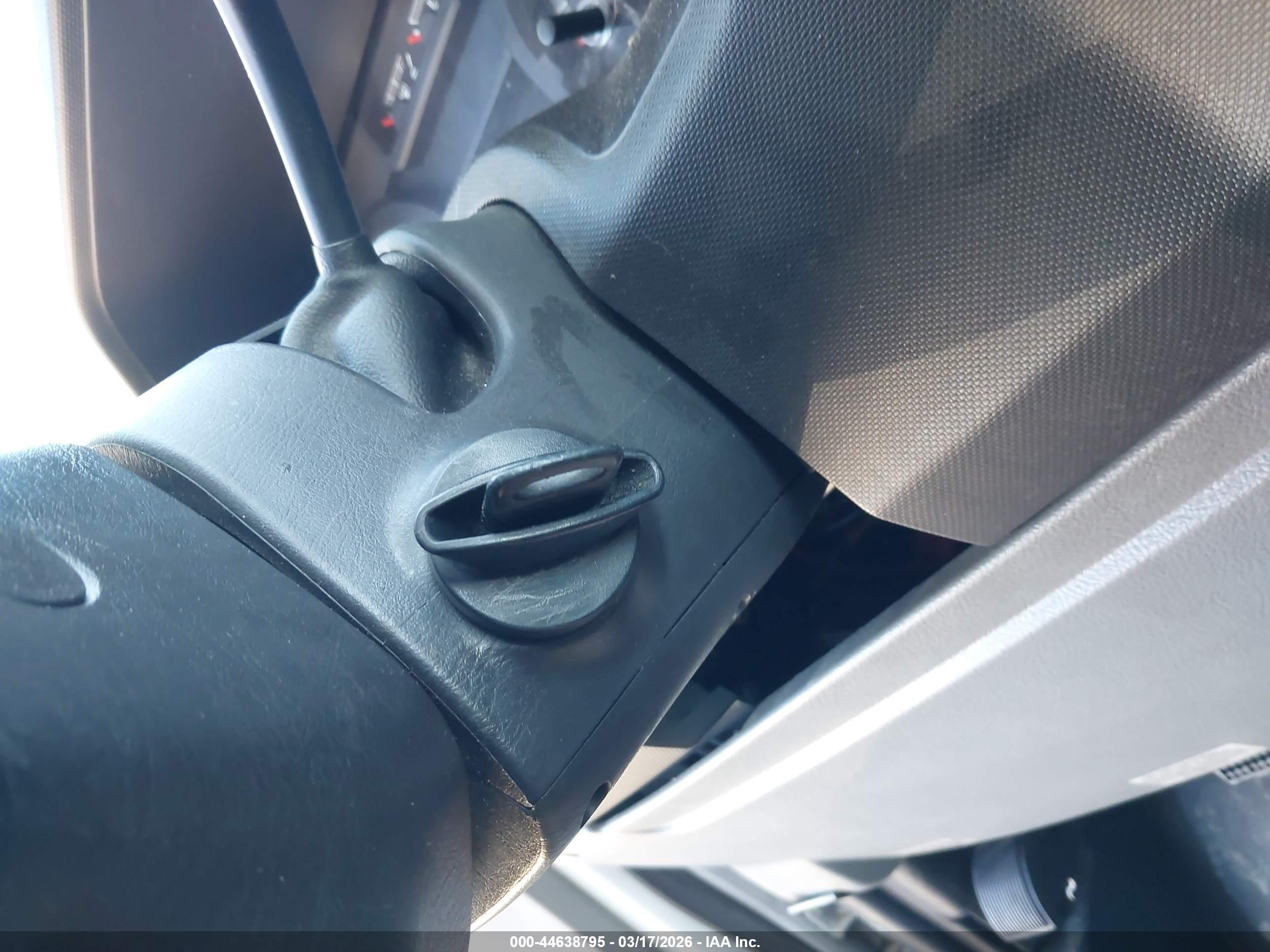 FORD E-250 image 11