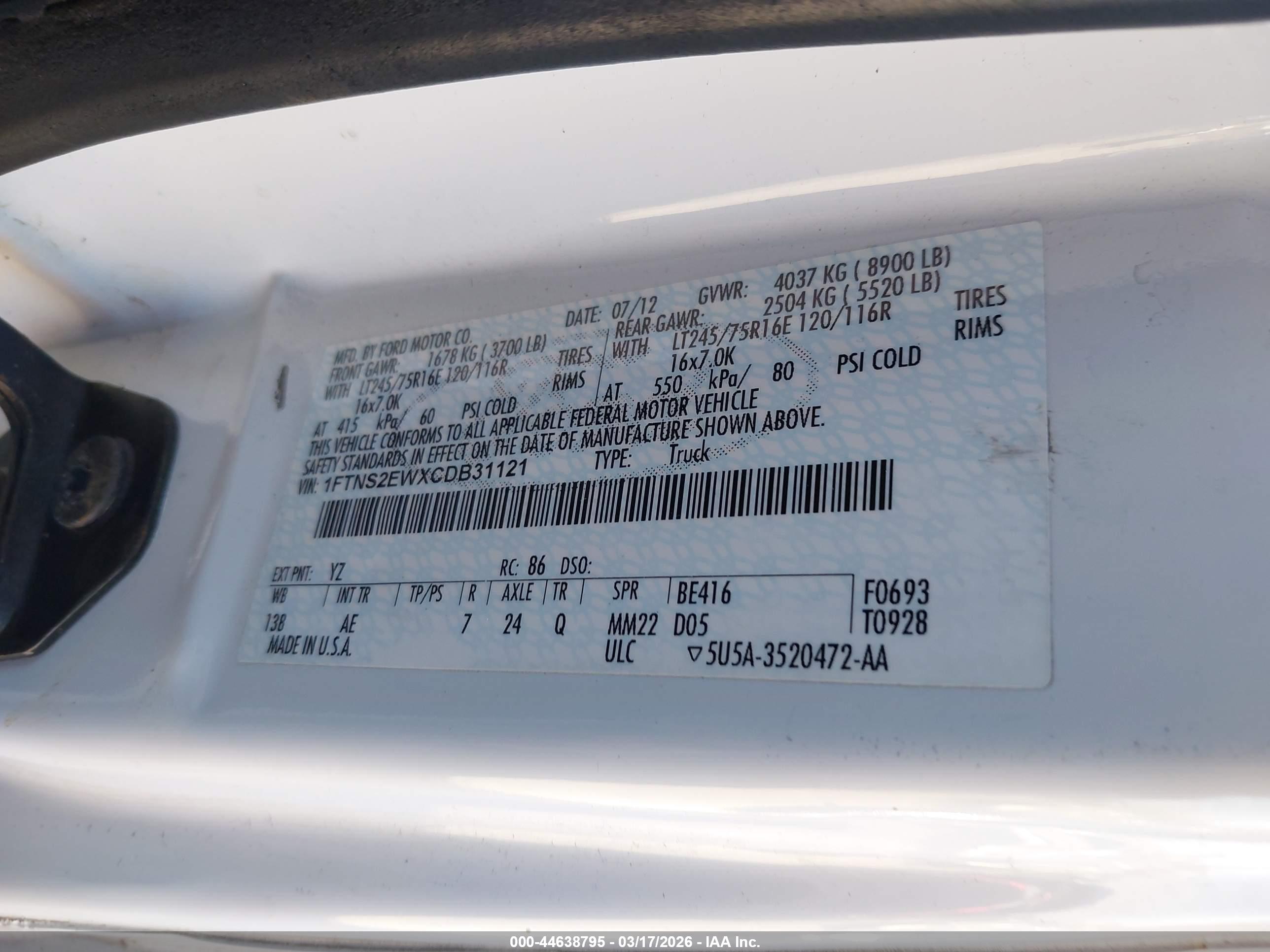 FORD E-250 image 9