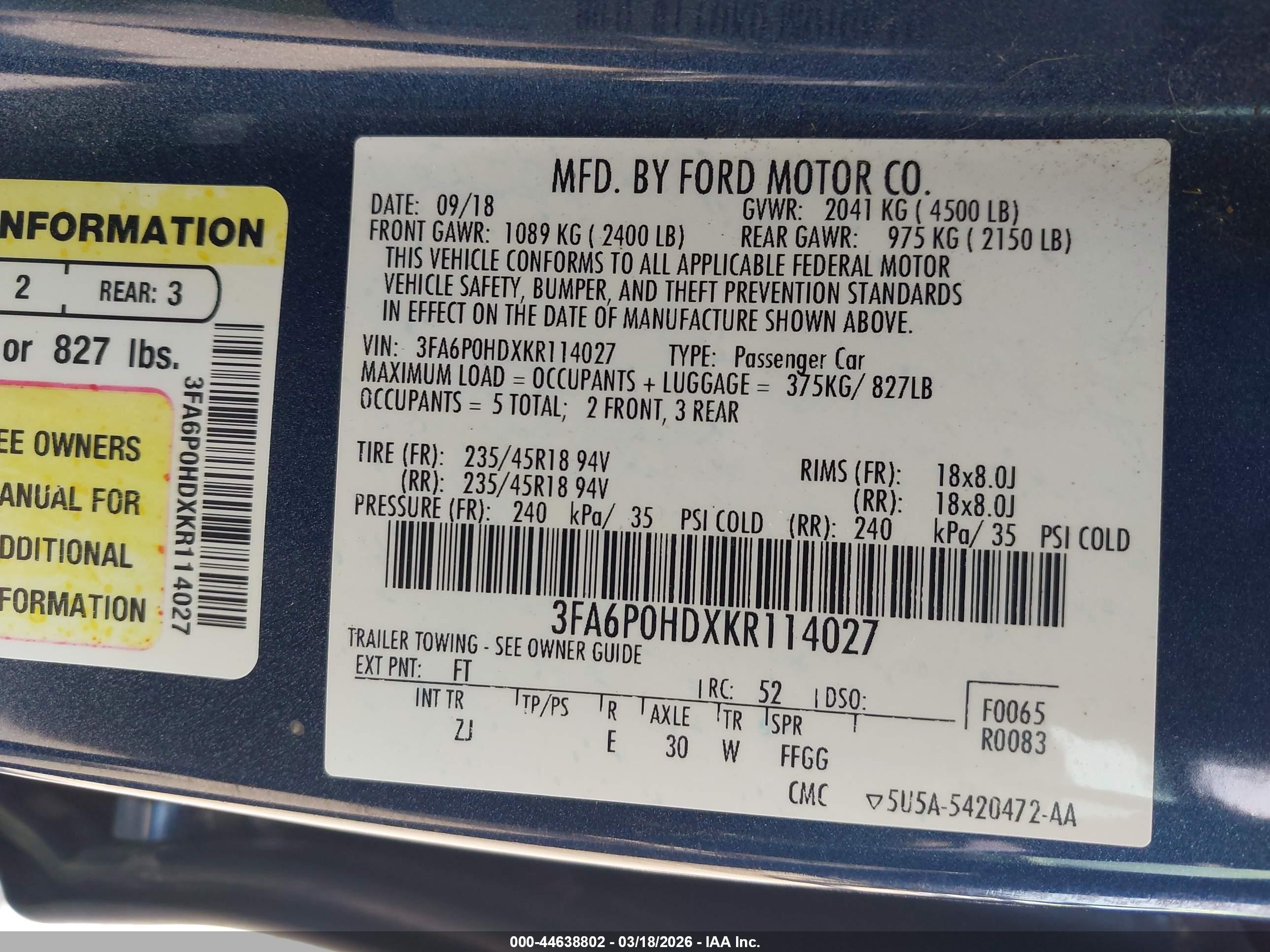 FORD FUSION image 9