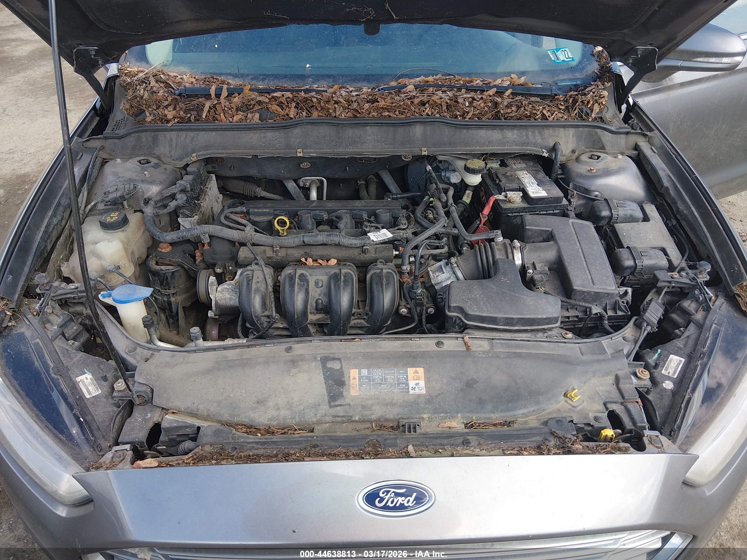 FORD FUSION image 10