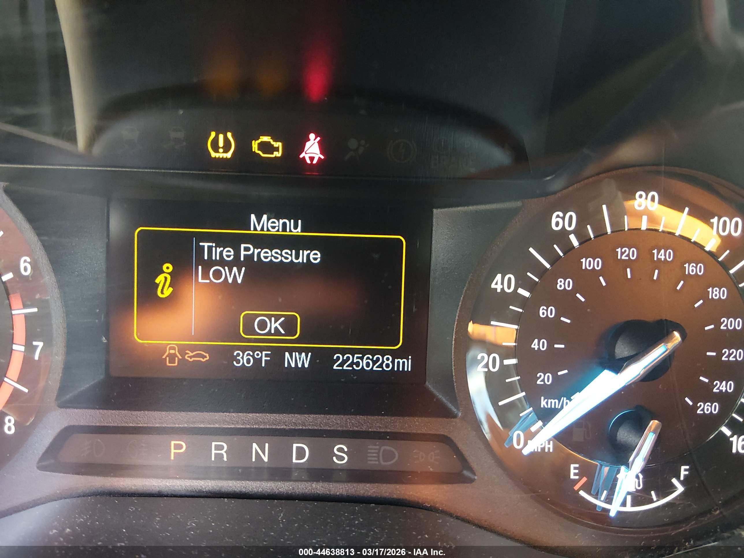 FORD FUSION image 7