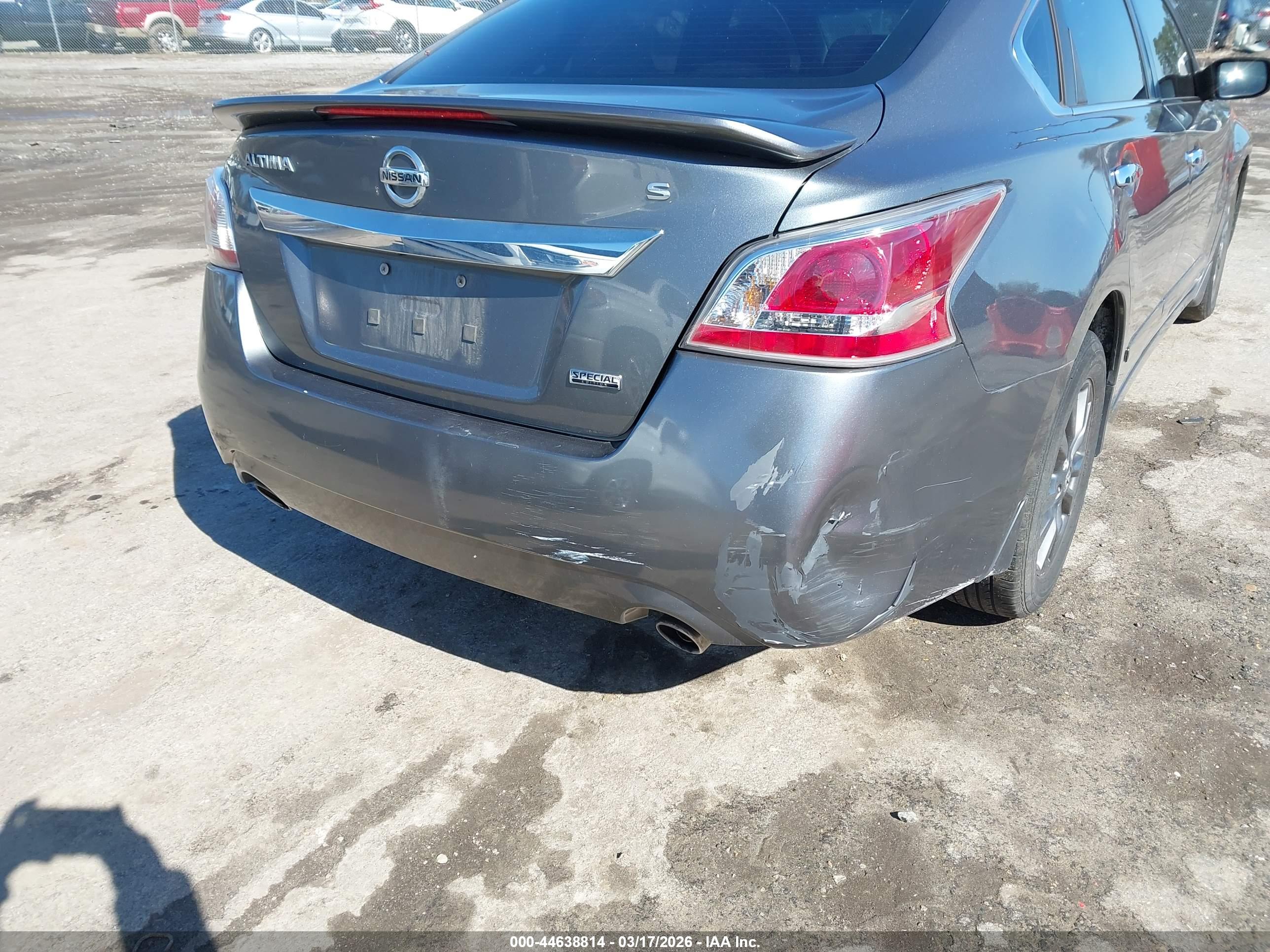 NISSAN ALTIMA image 6