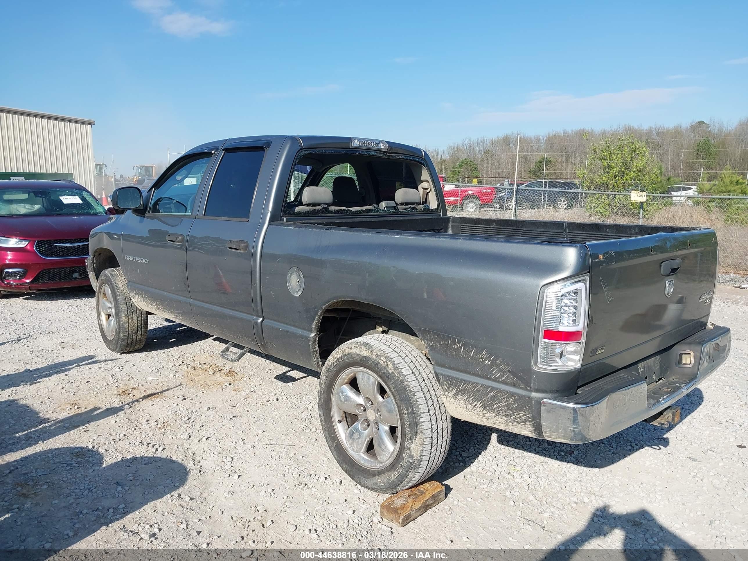 DODGE RAM image 3