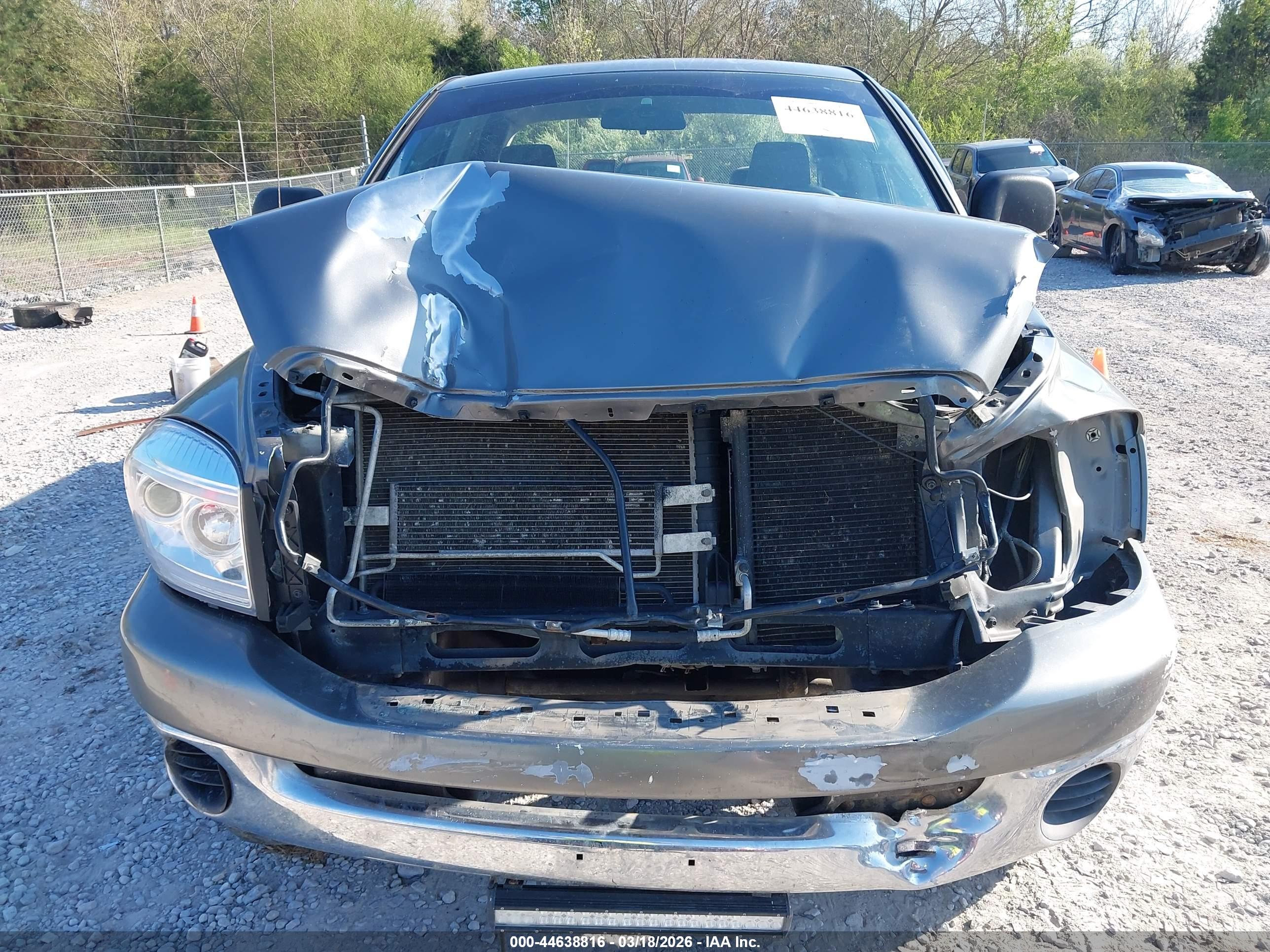 DODGE RAM image 6