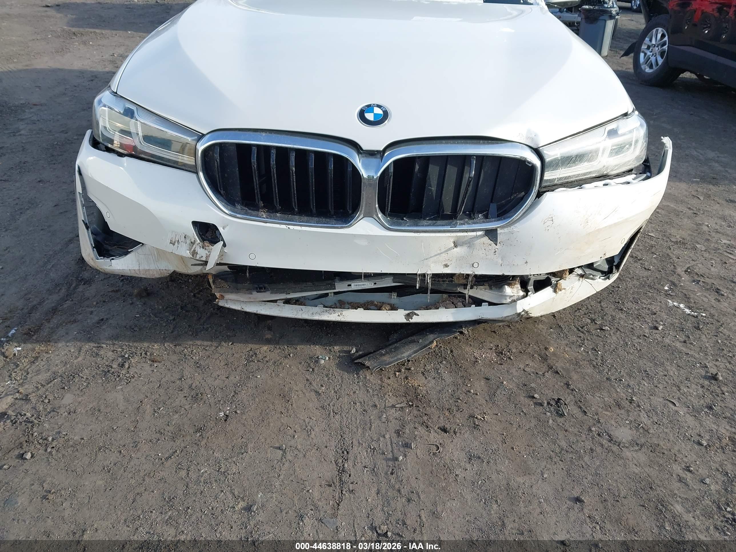 BMW 540I image 6