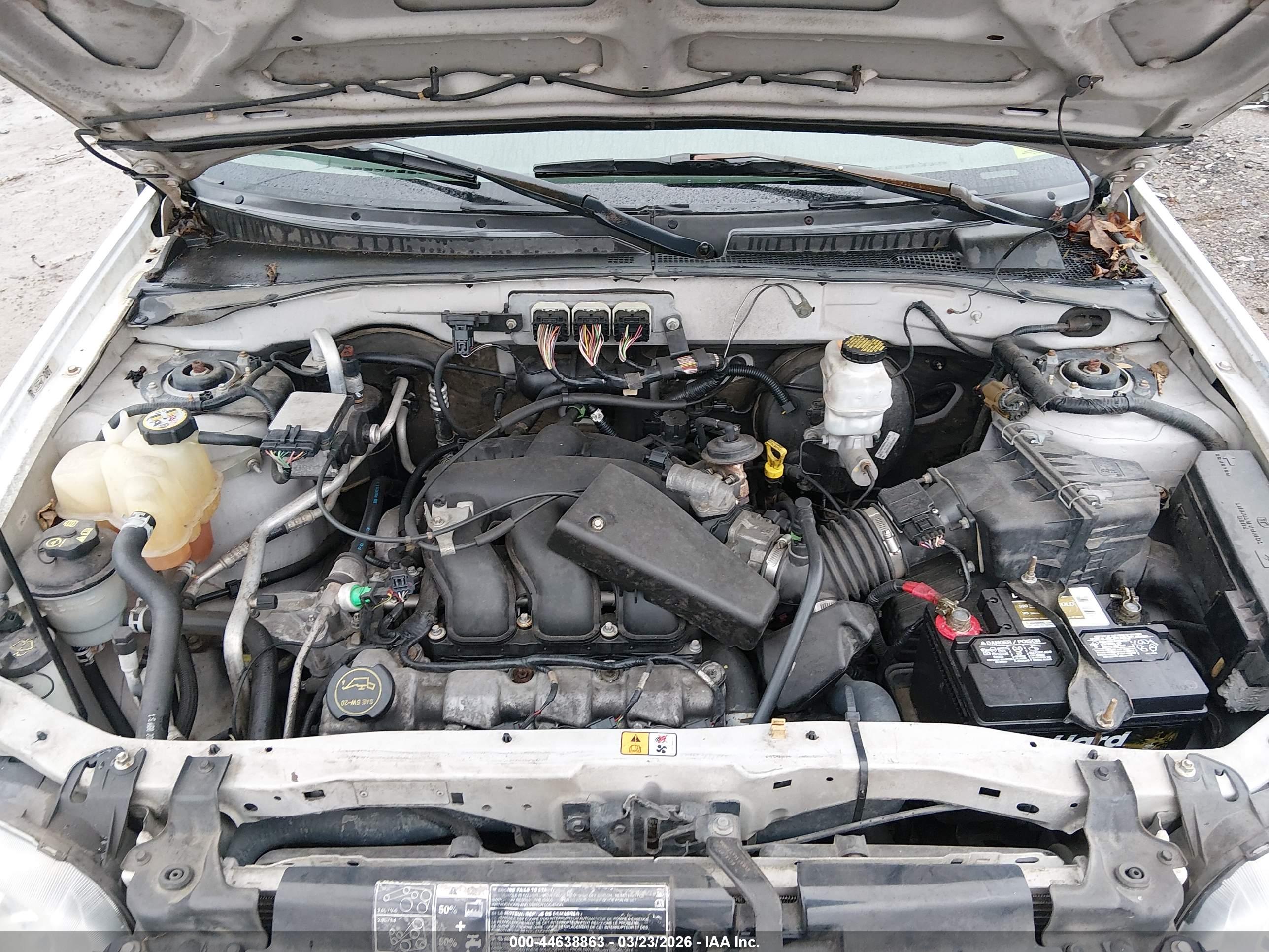 FORD ESCAPE image 10