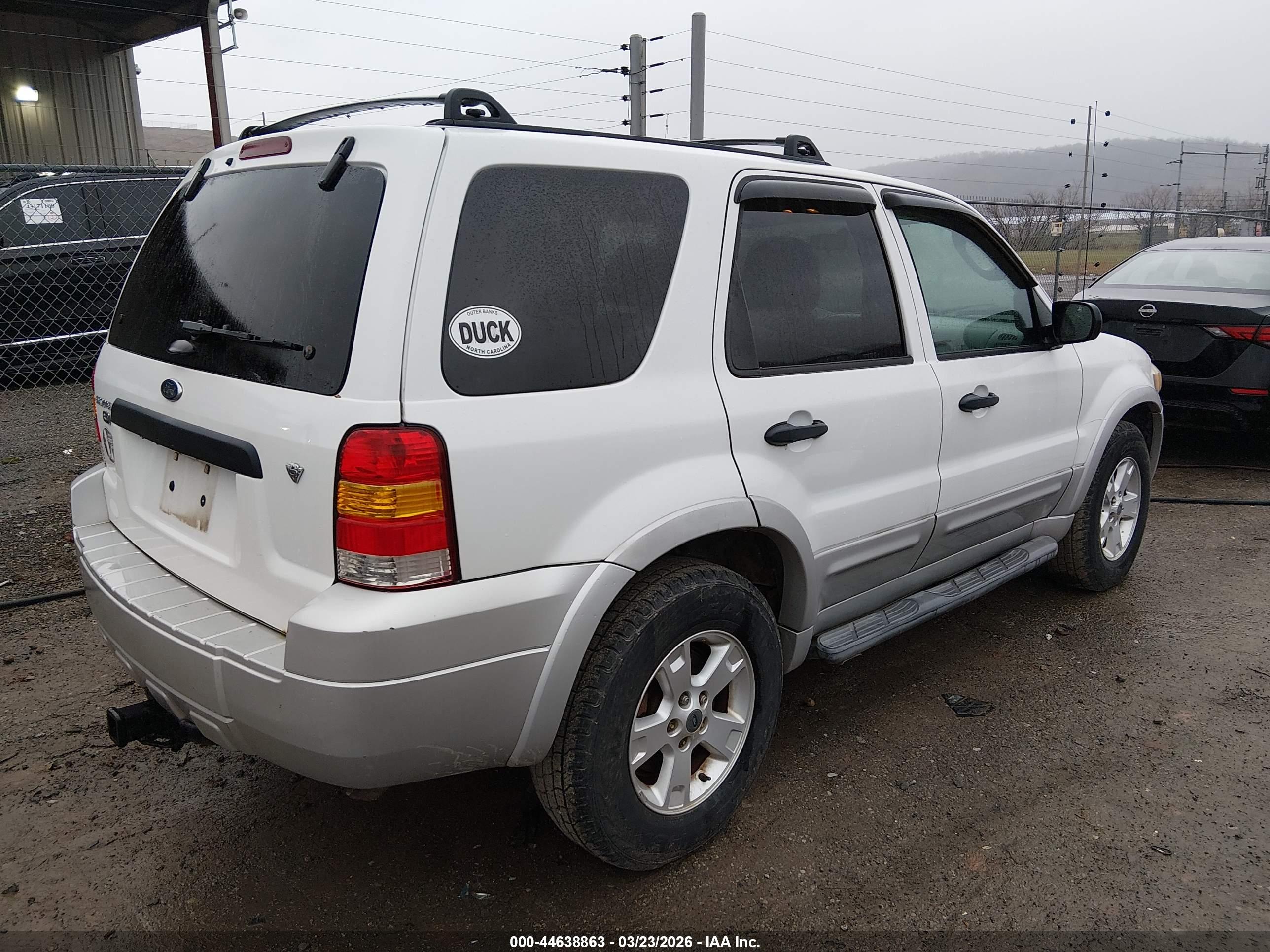 FORD ESCAPE image 4