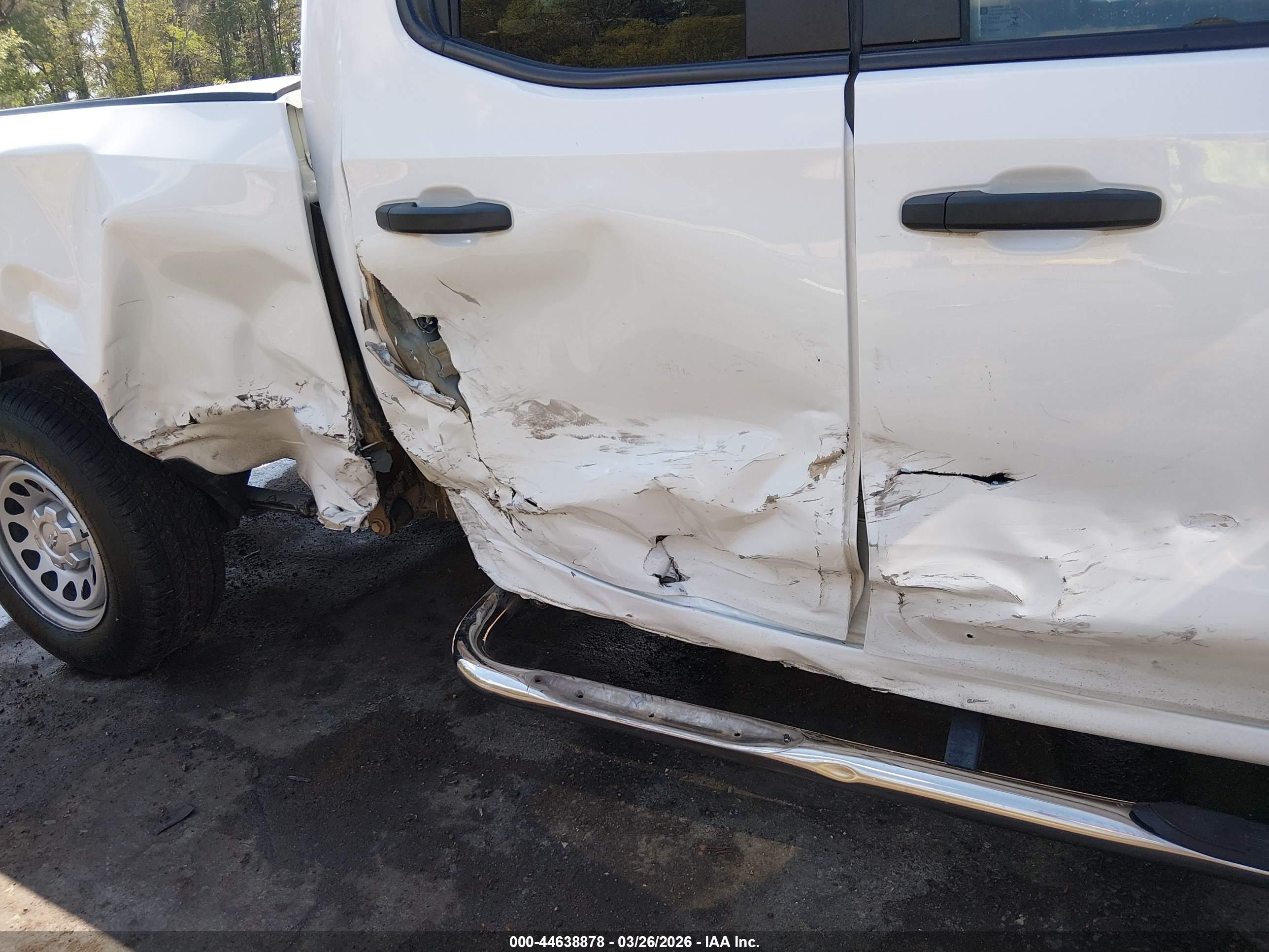 CHEVROLET SILVERADO image 6