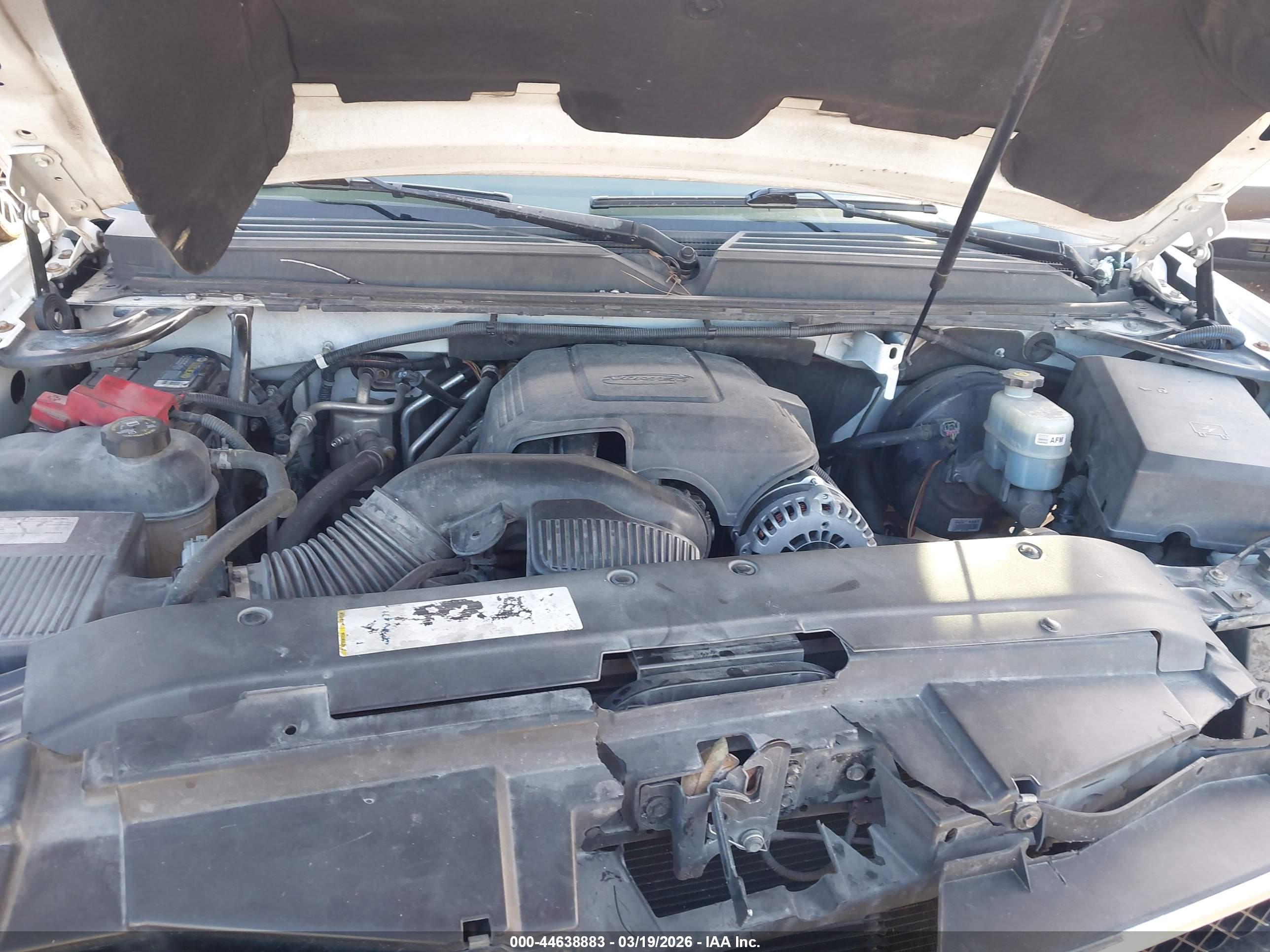CHEVROLET TAHOE image 10