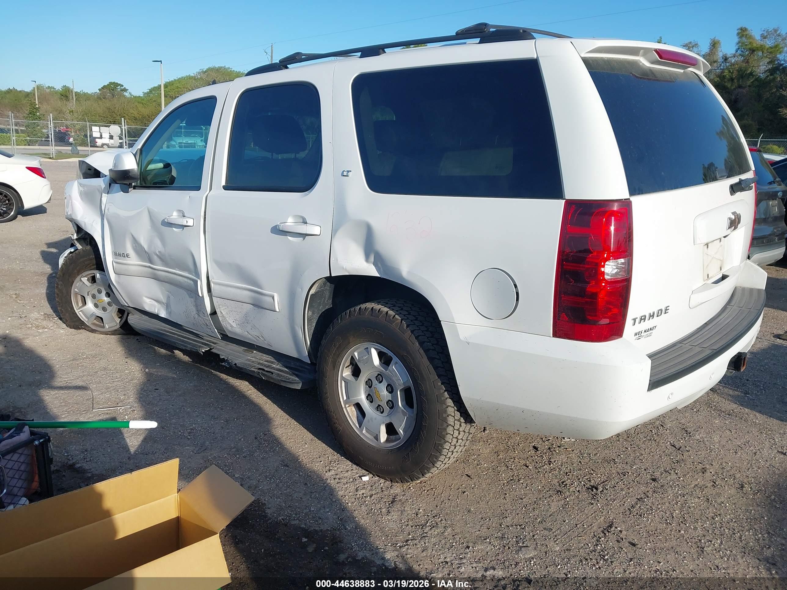 CHEVROLET TAHOE image 3