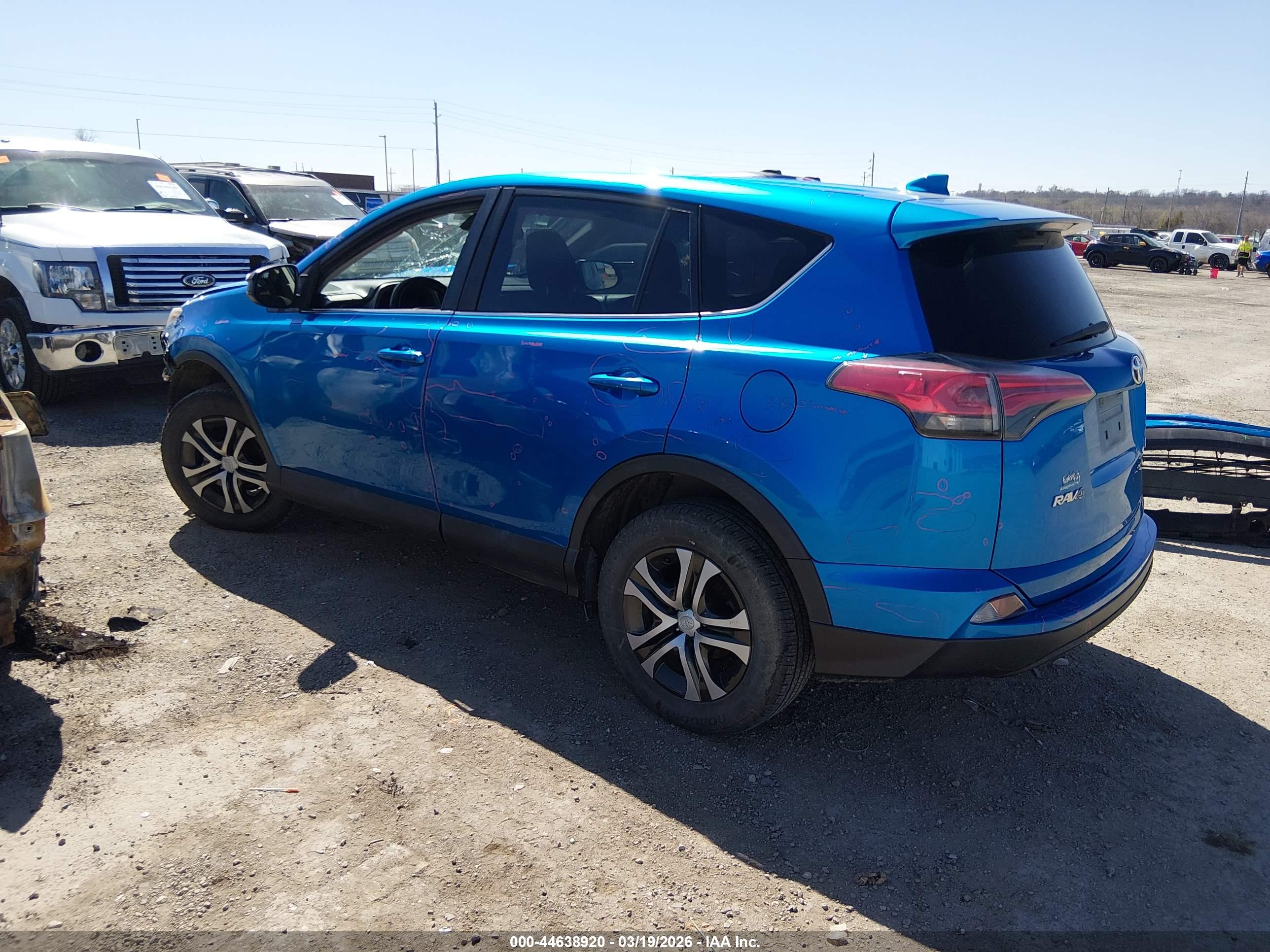 TOYOTA RAV4 image 3