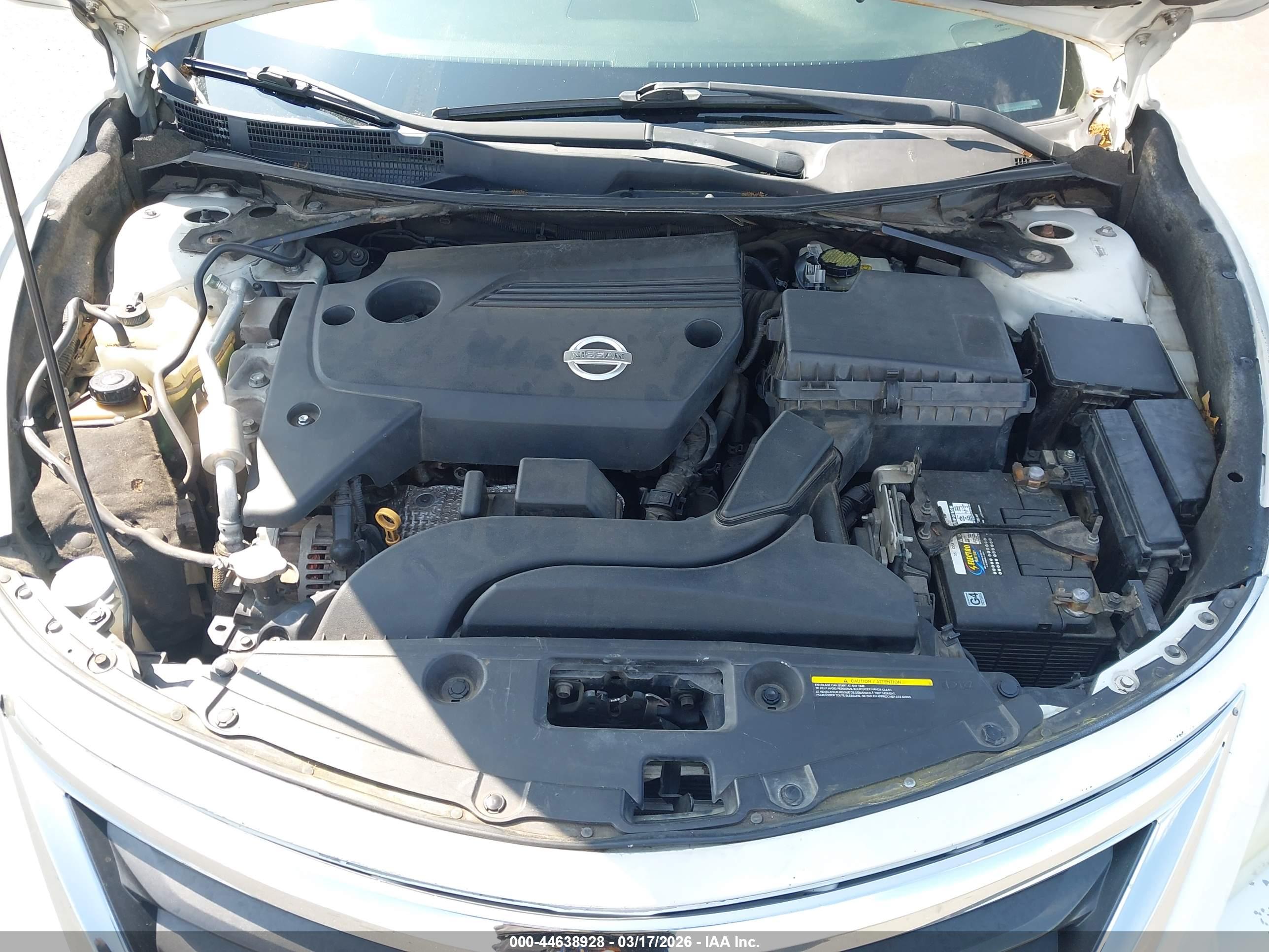 NISSAN ALTIMA image 10
