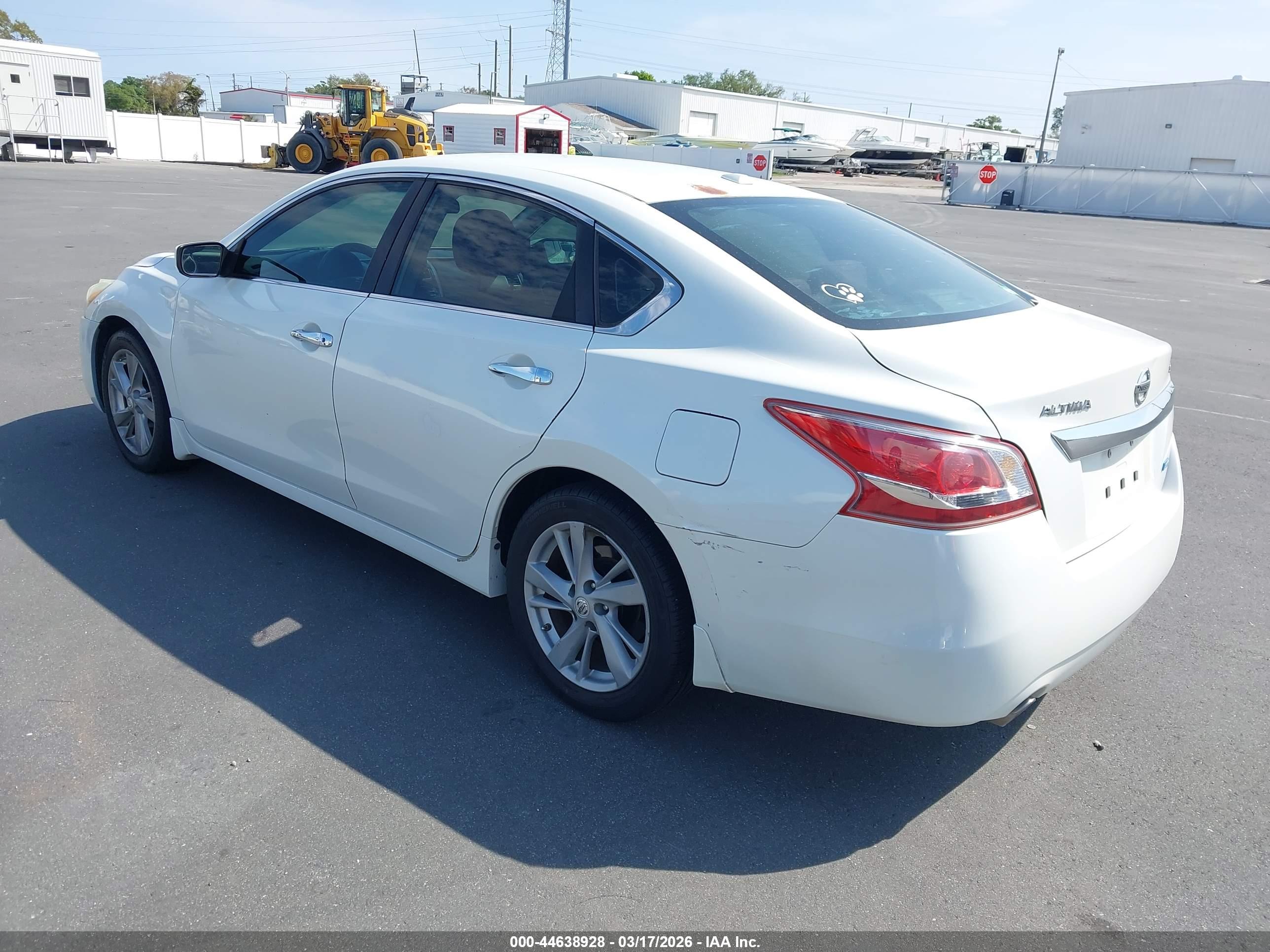 NISSAN ALTIMA image 3
