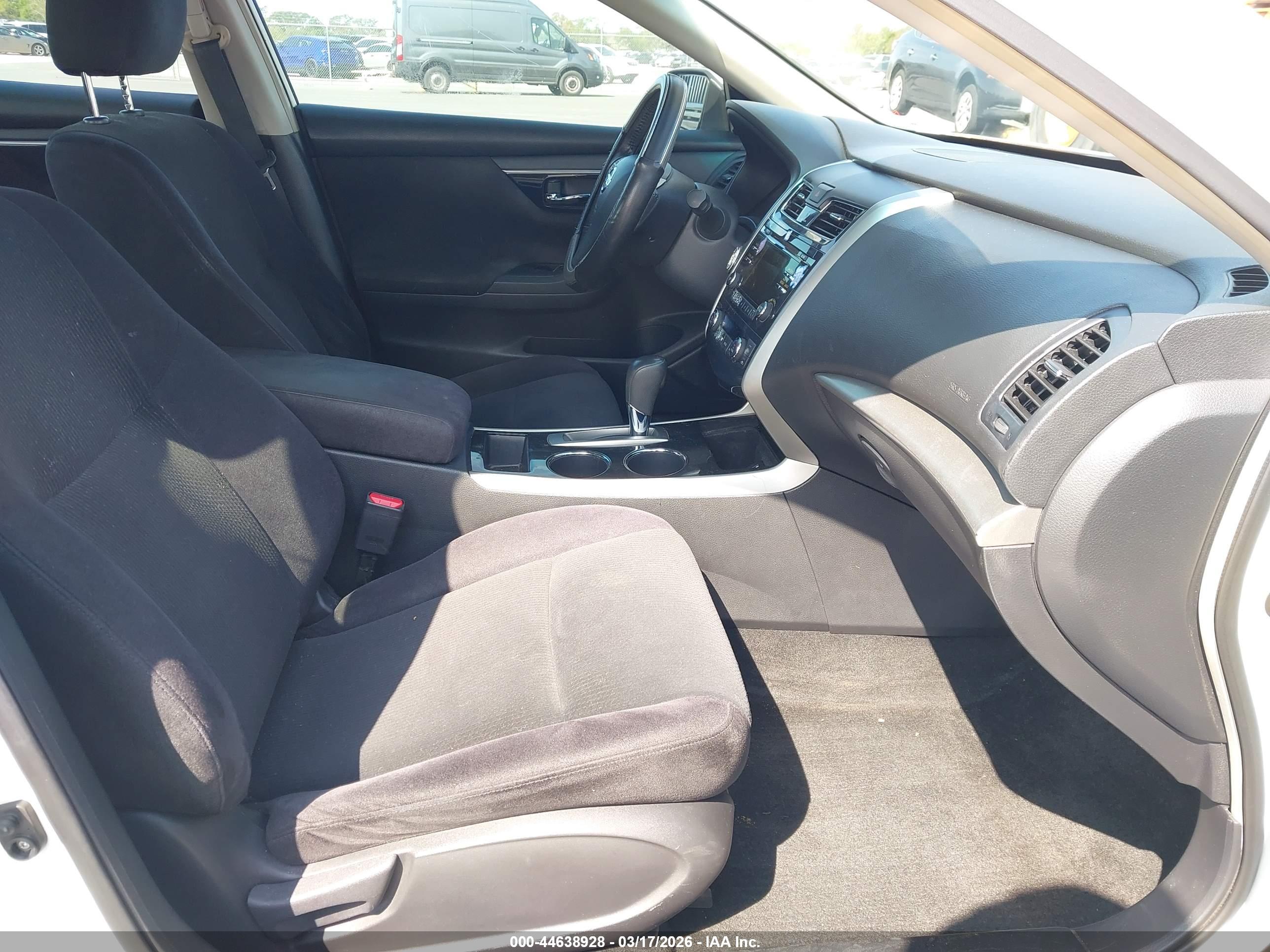 NISSAN ALTIMA image 5