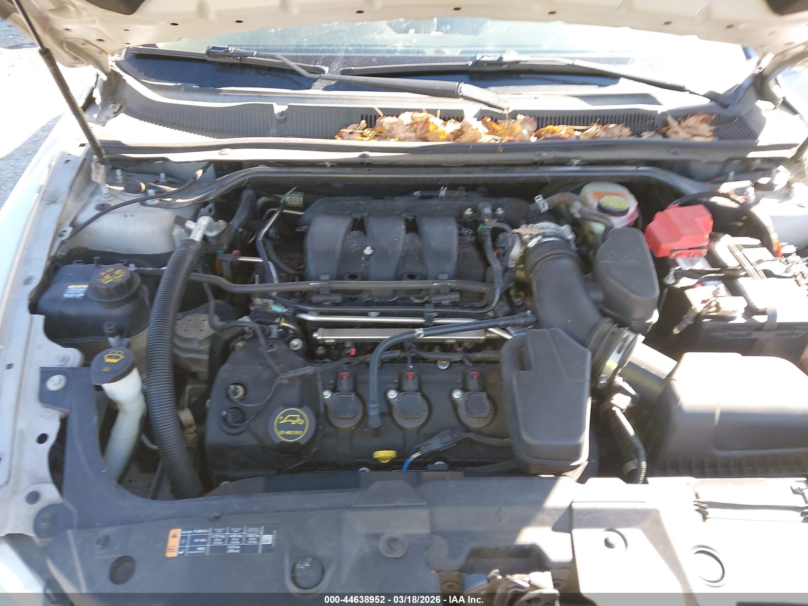 FORD TAURUS image 10
