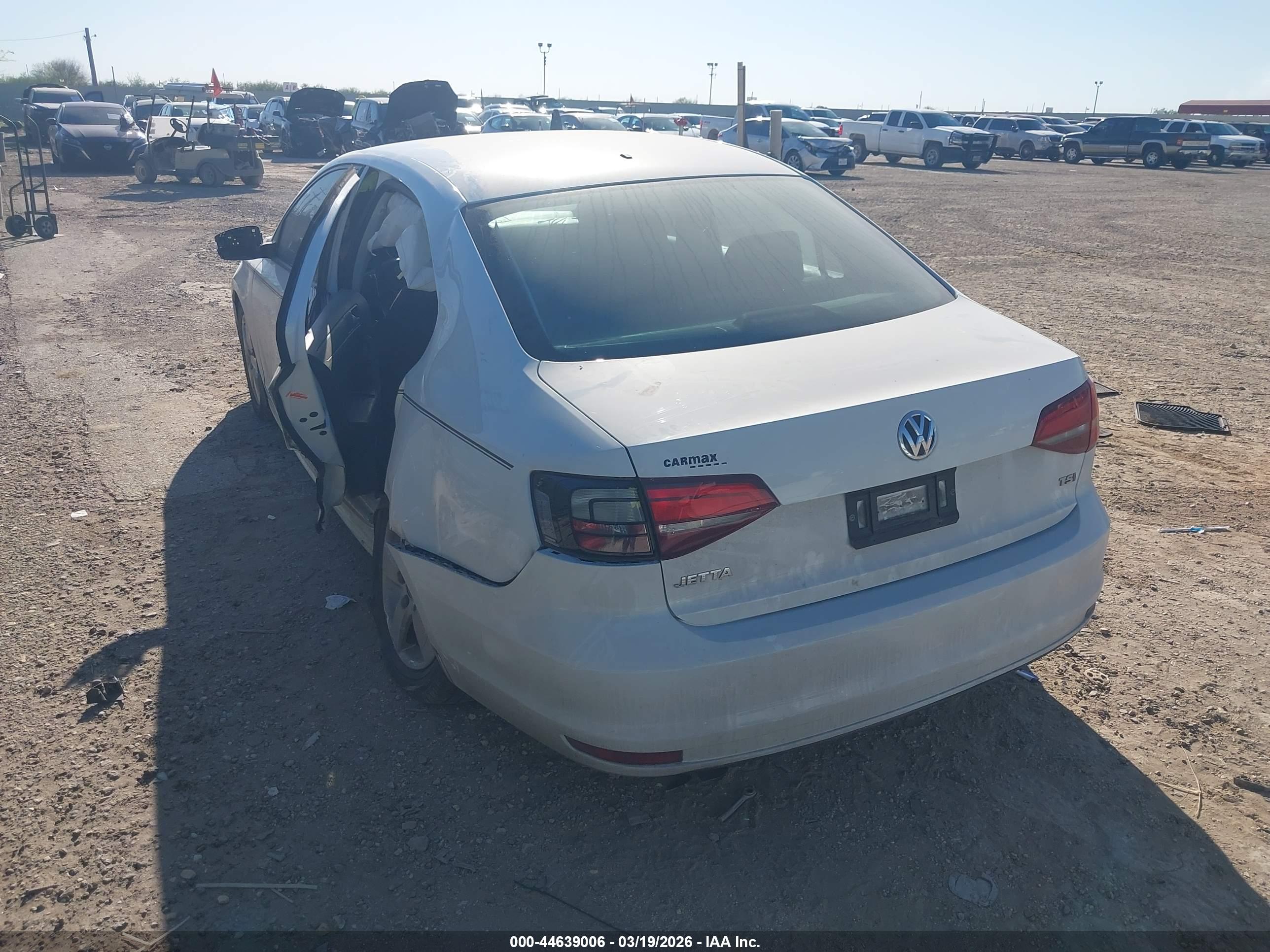 VOLKSWAGEN JETTA image 3