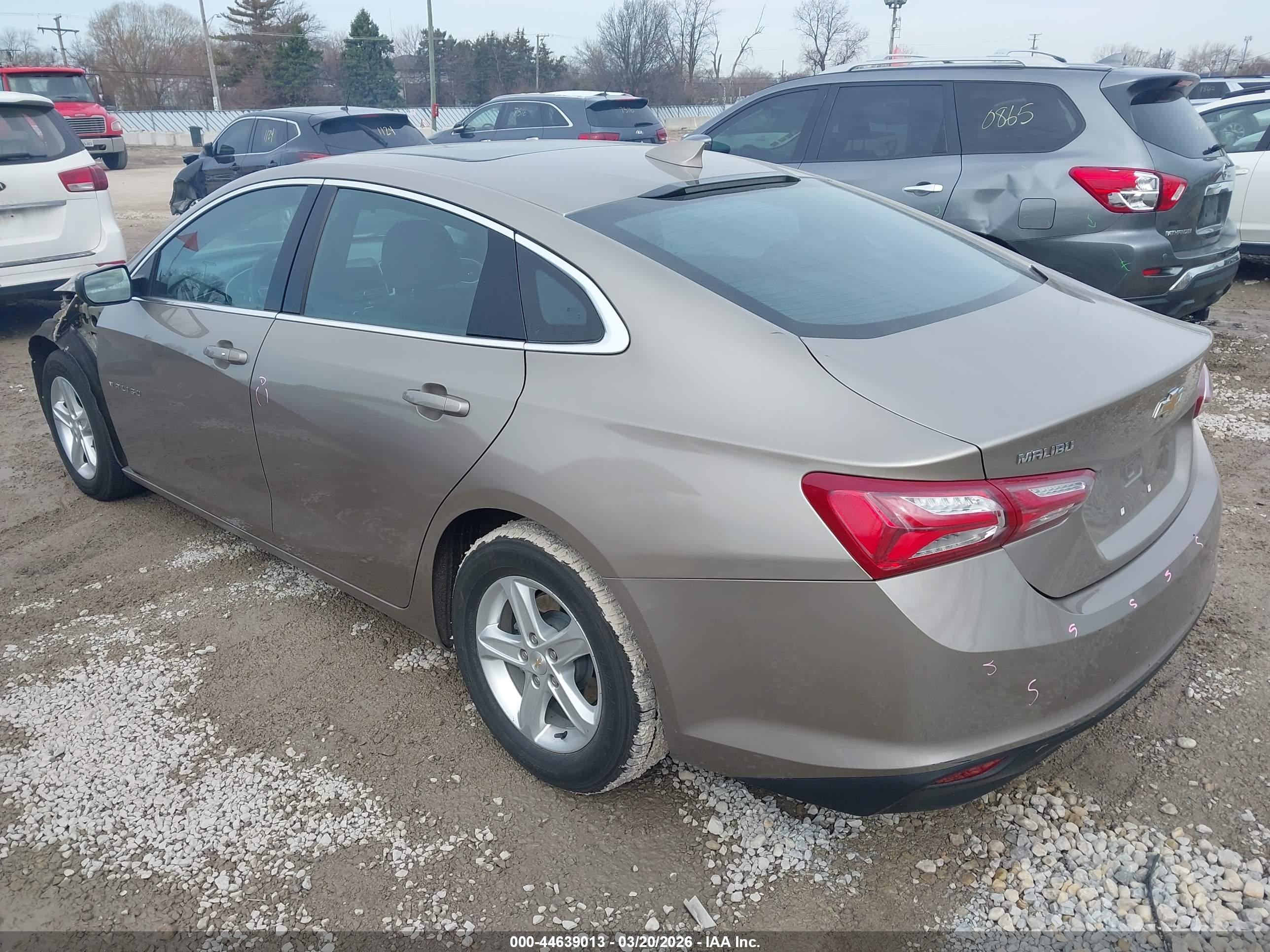 CHEVROLET MALIBU image 3