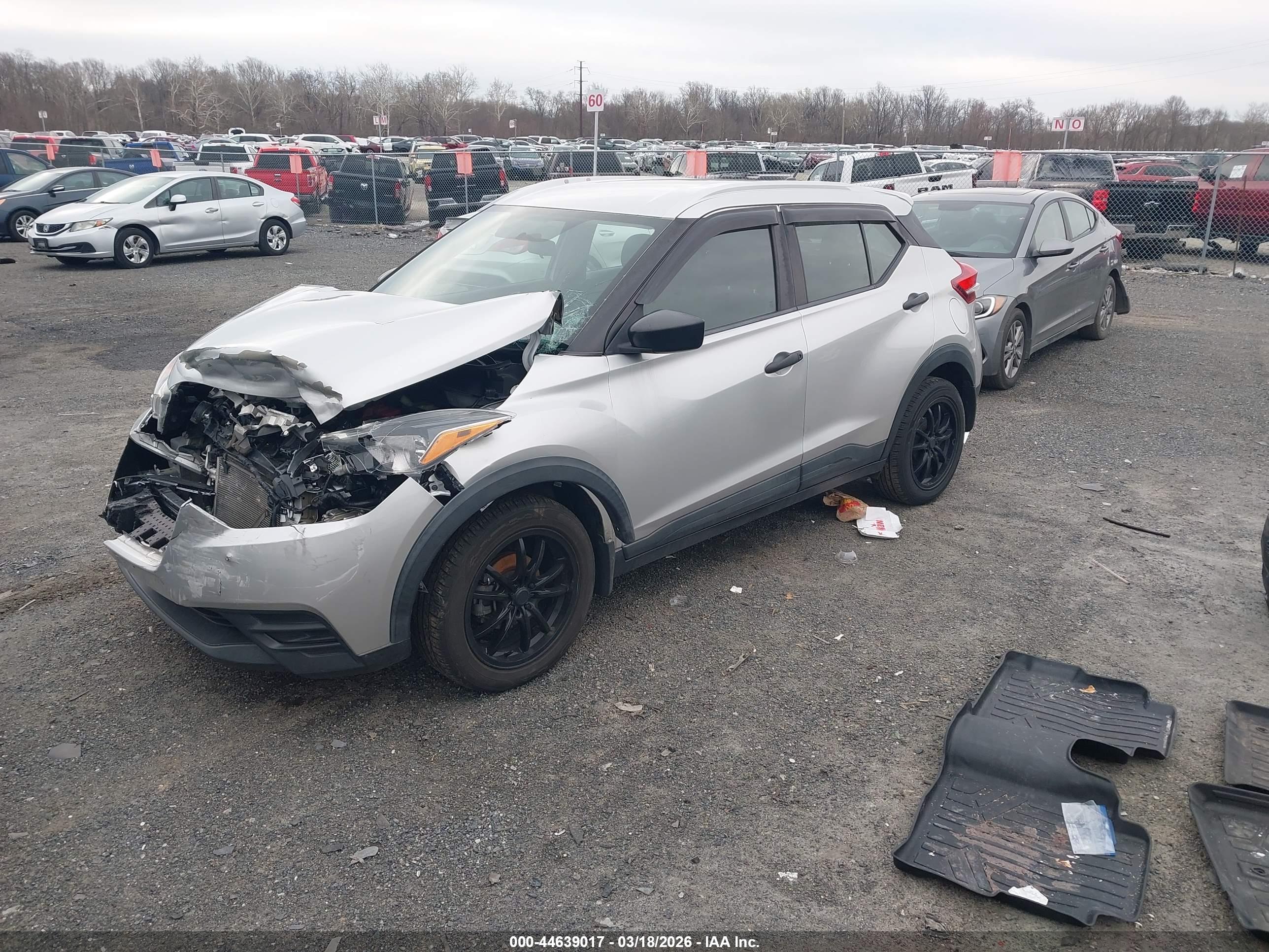 NISSAN KICKS image 2