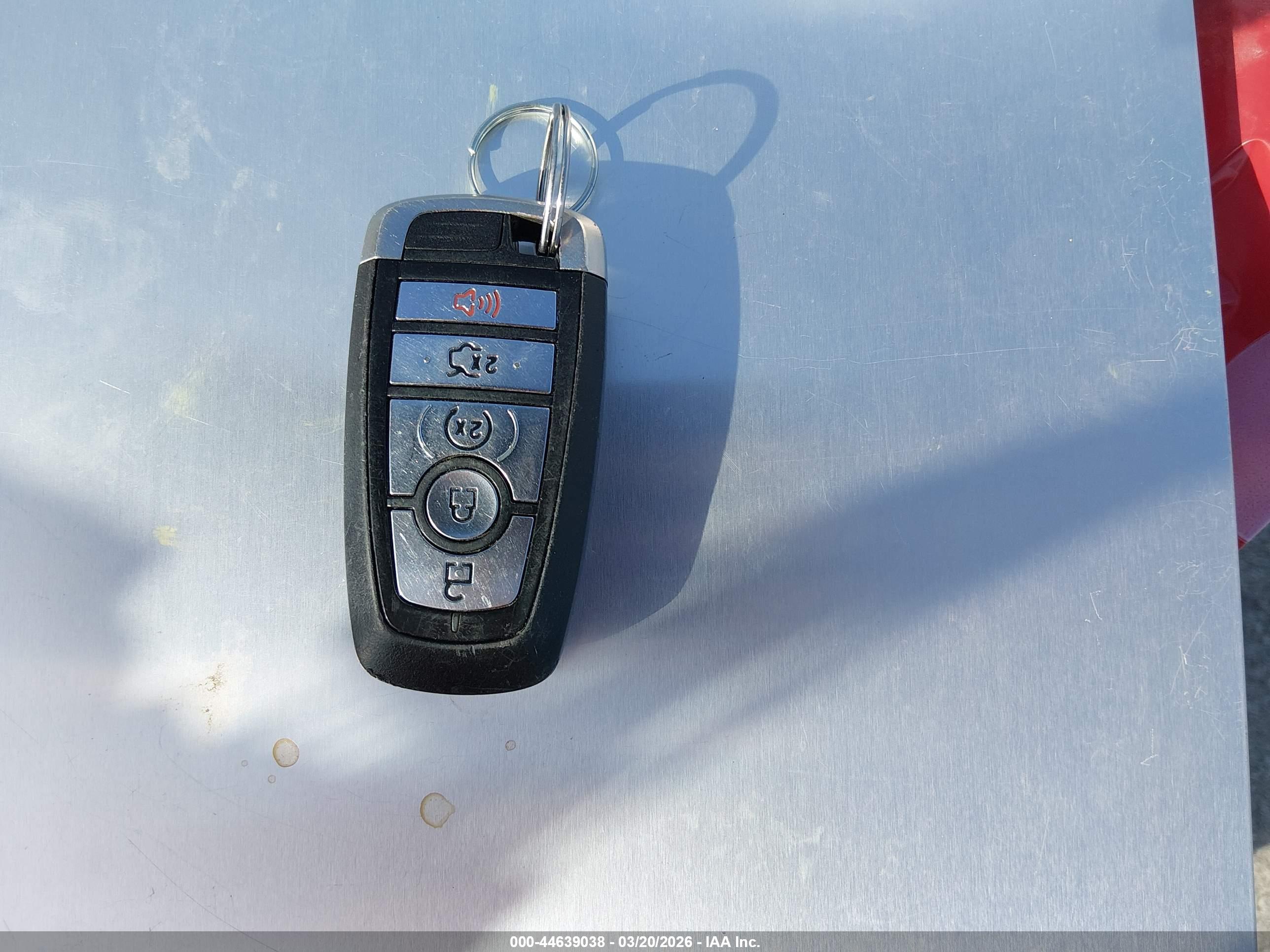 FORD FUSION image 11