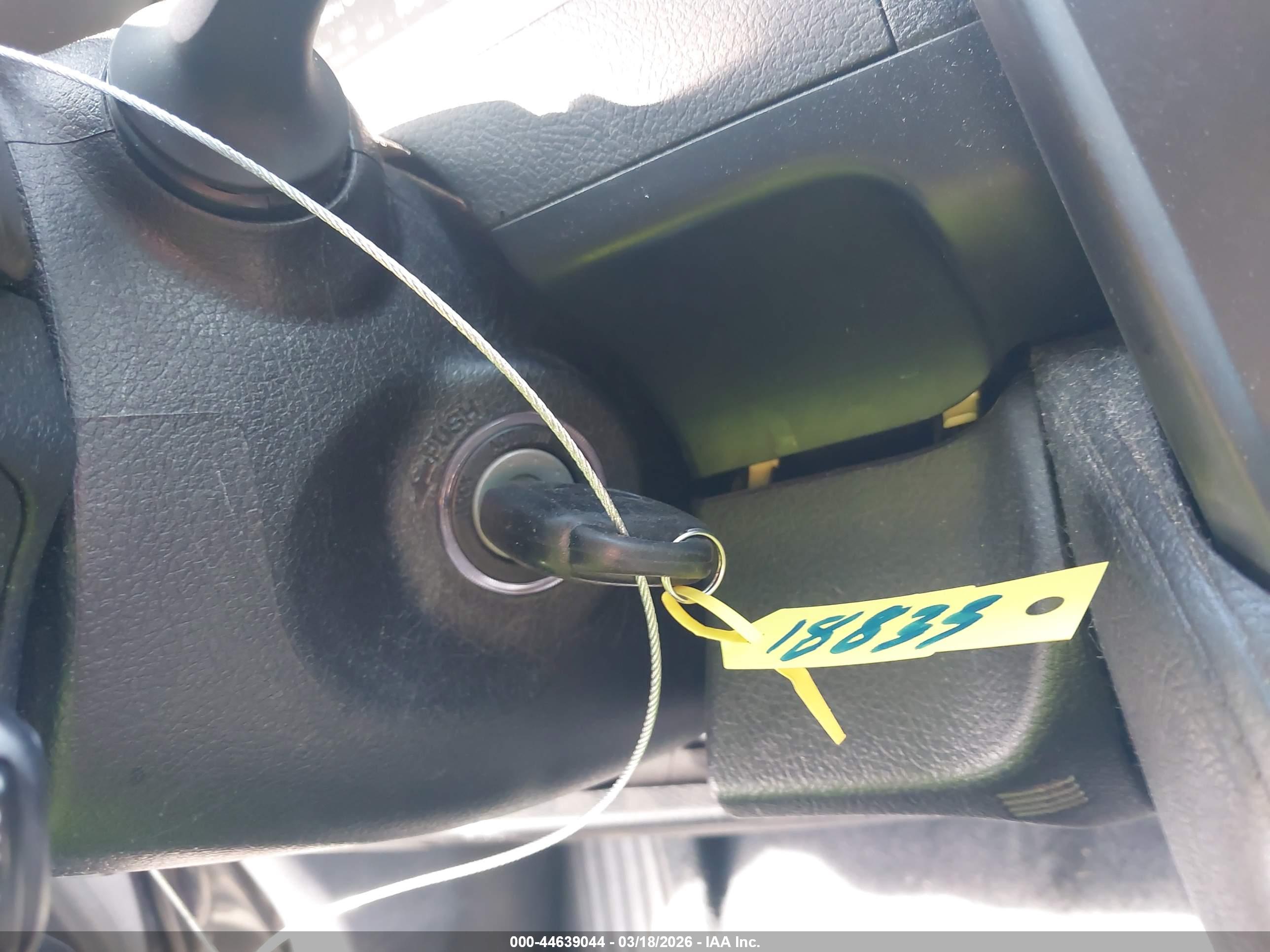 TOYOTA CAMRY image 11