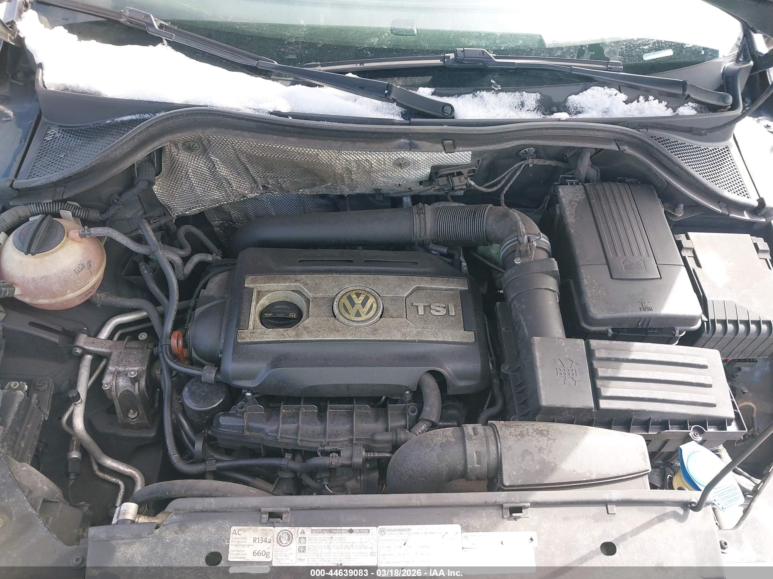 VOLKSWAGEN TIGUAN image 10