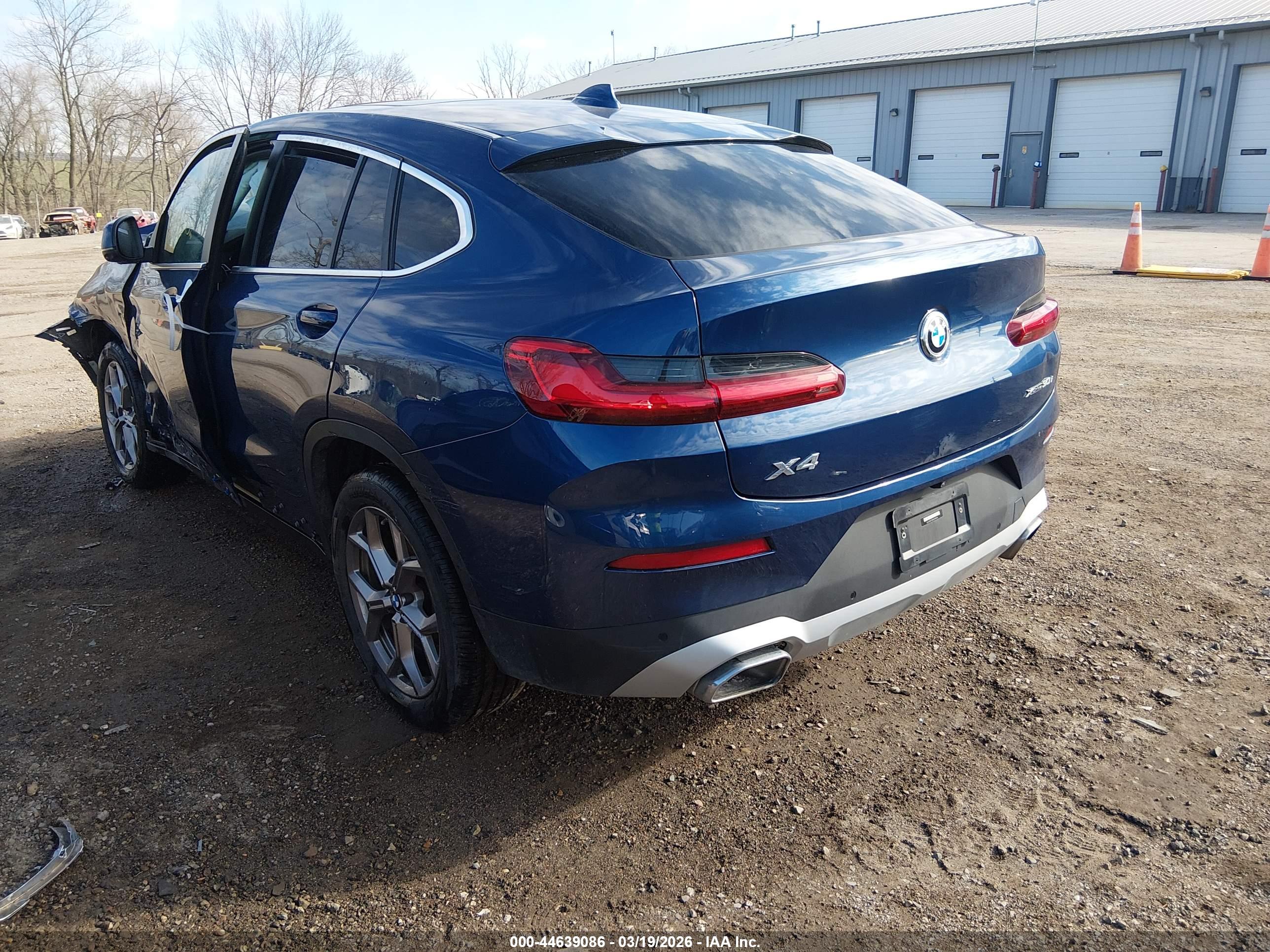 BMW X4 image 3