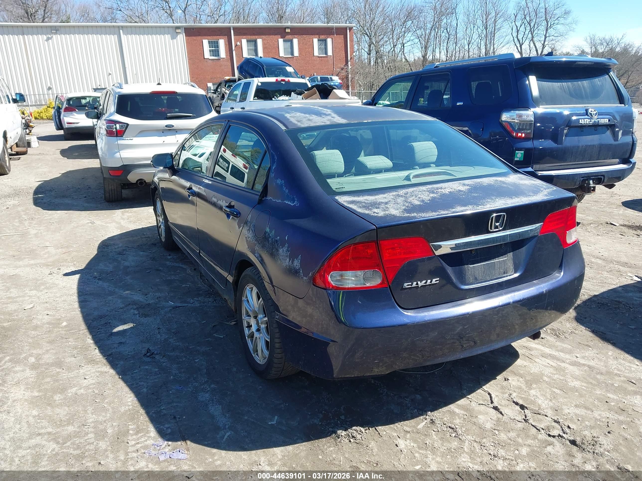 HONDA CIVIC image 3