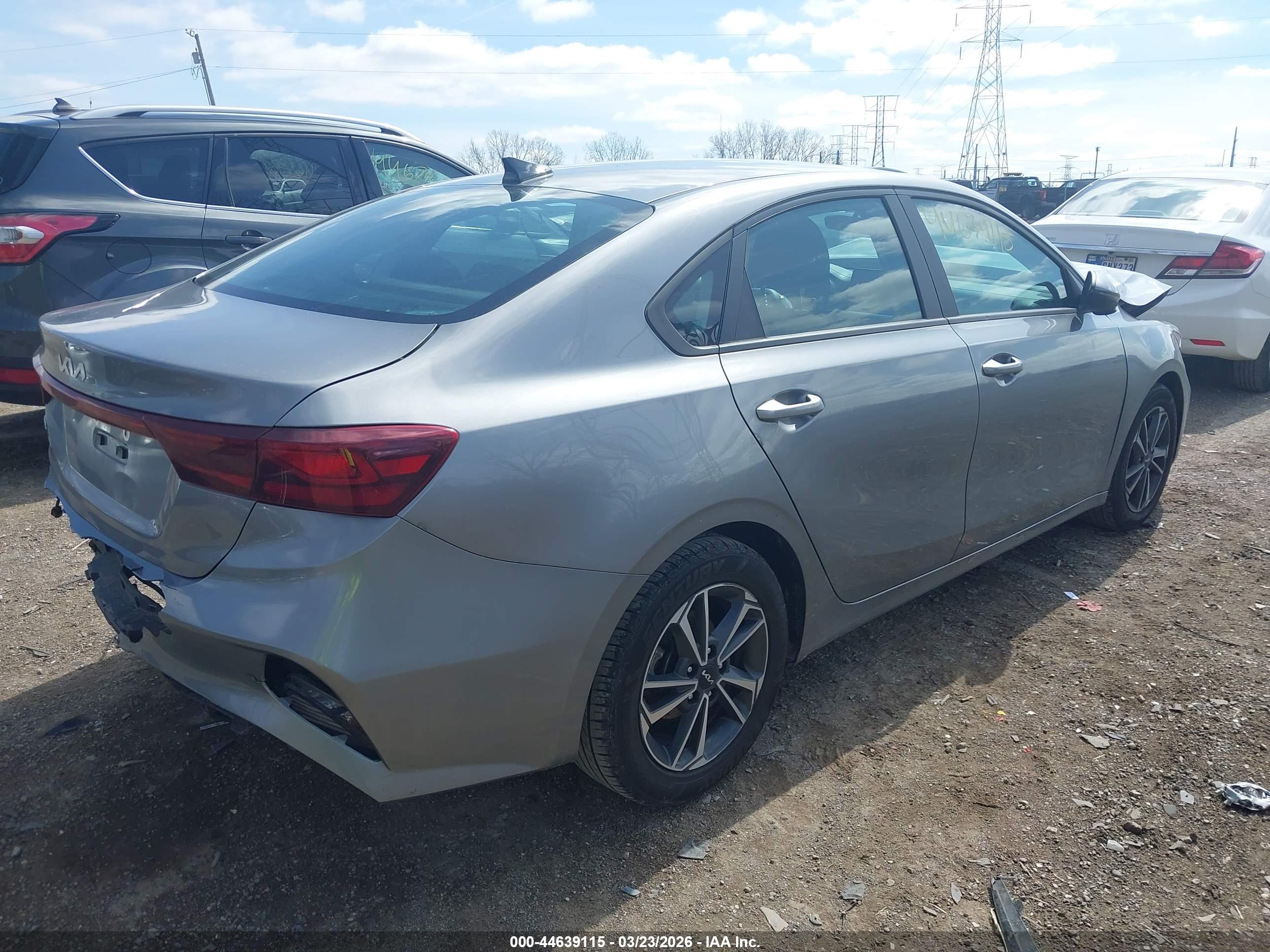 KIA FORTE image 4