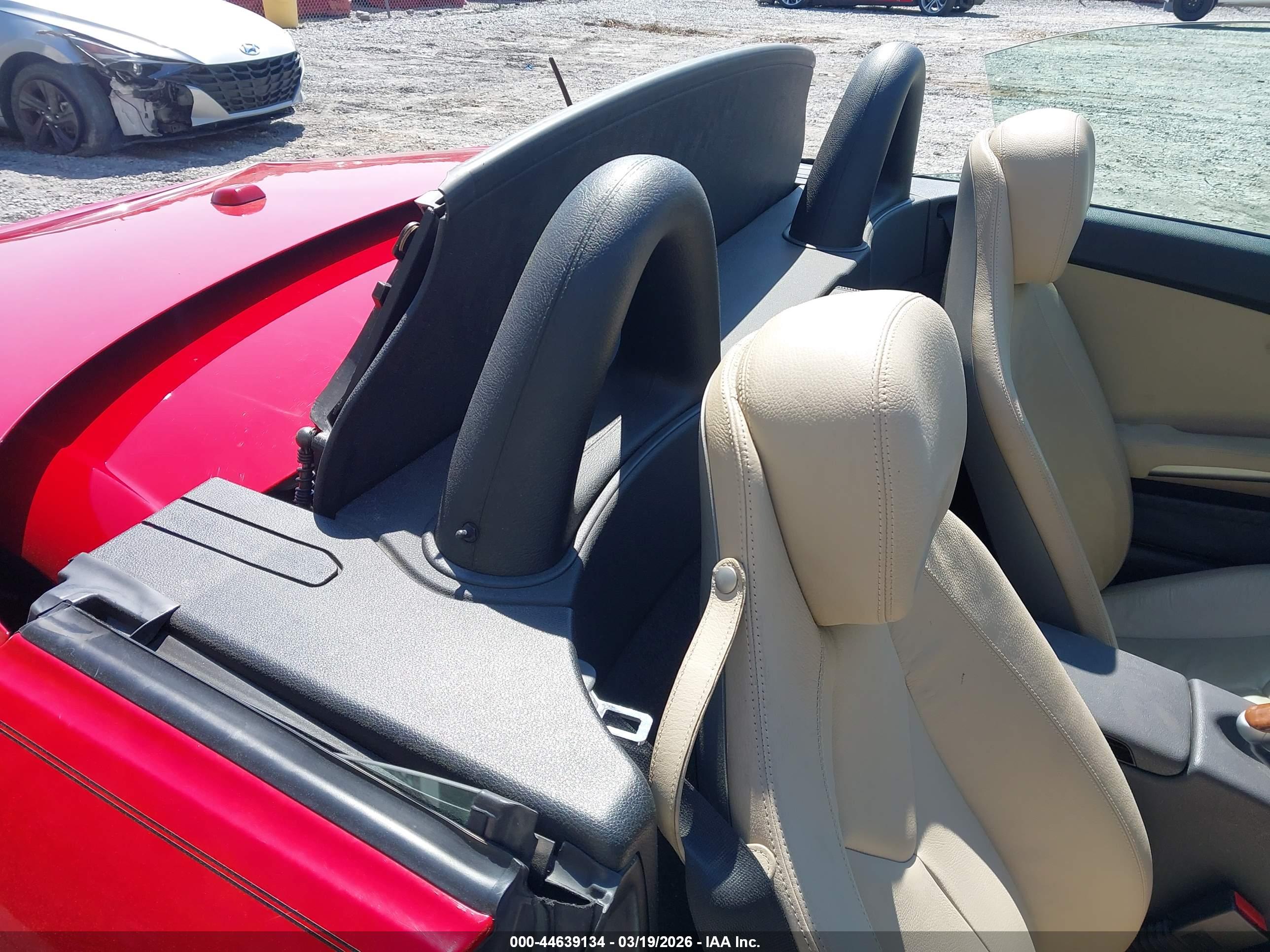 MERCEDES-BENZ SLK image 8