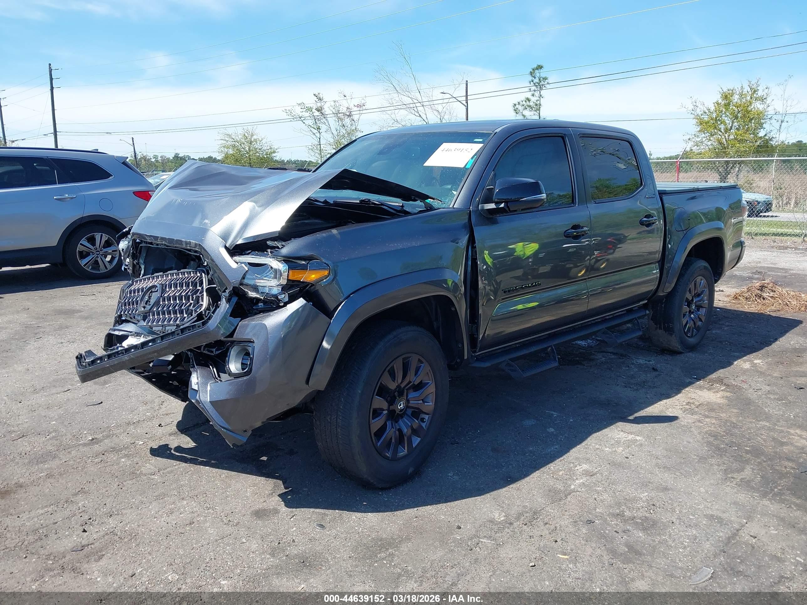 TOYOTA TACOMA image 2