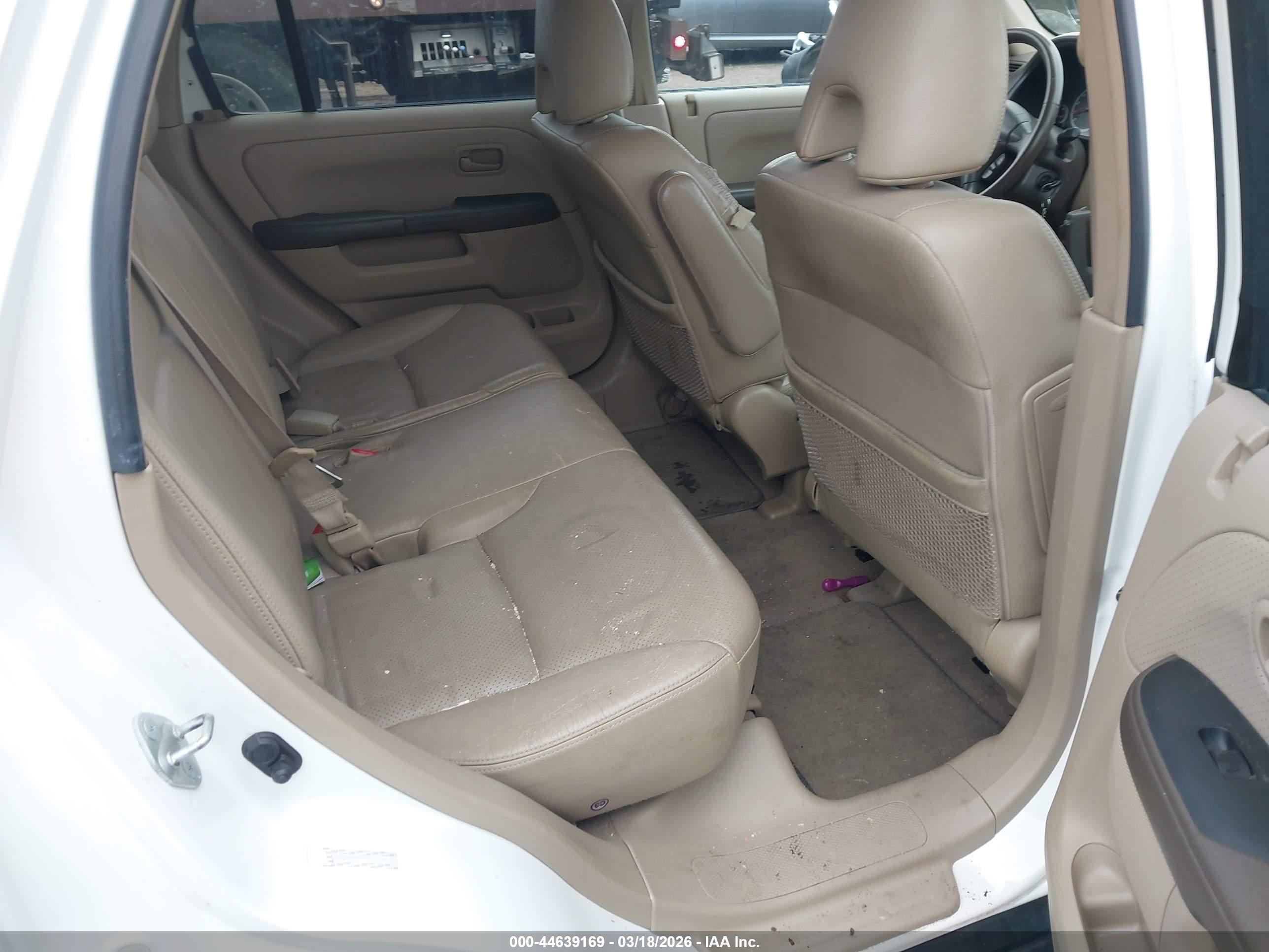 HONDA CR-V image 8