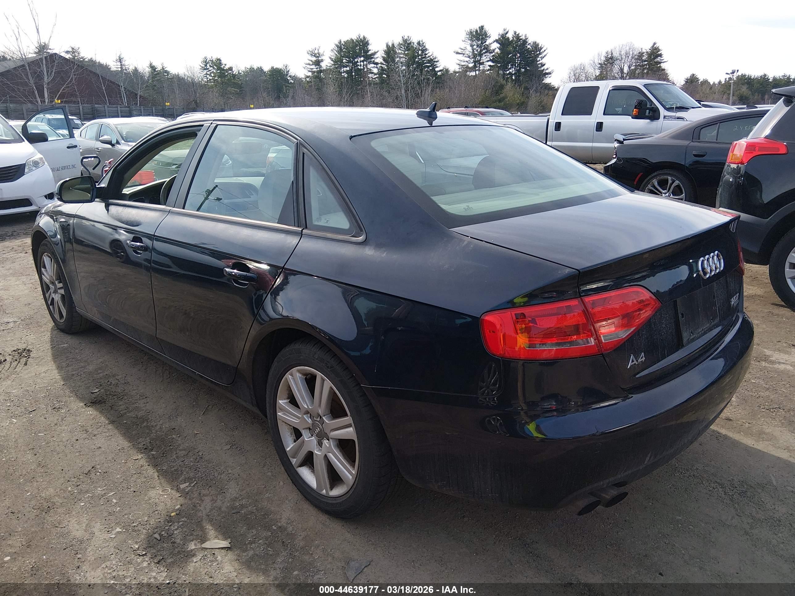 AUDI A4 image 3