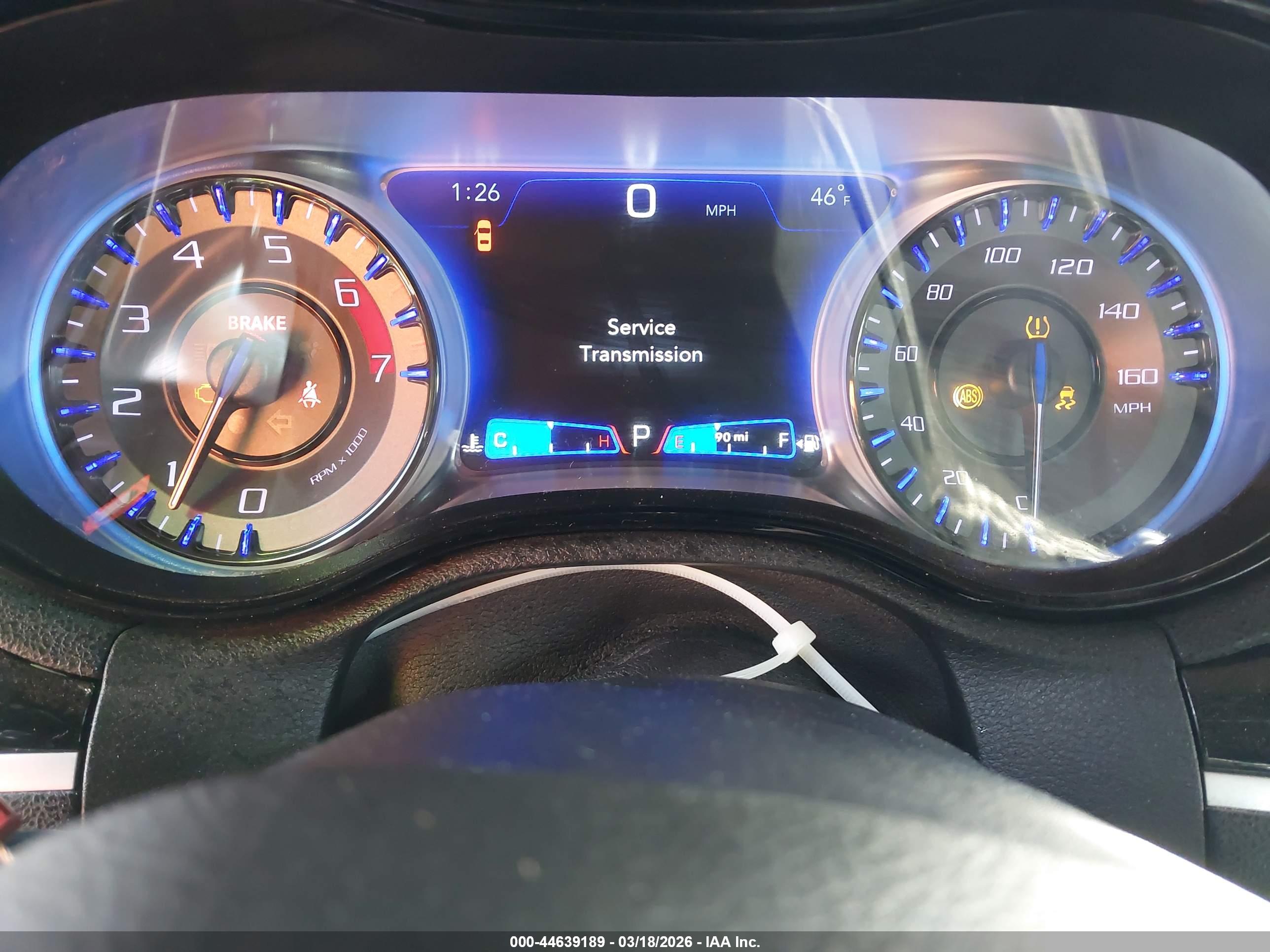 CHRYSLER 300 image 7