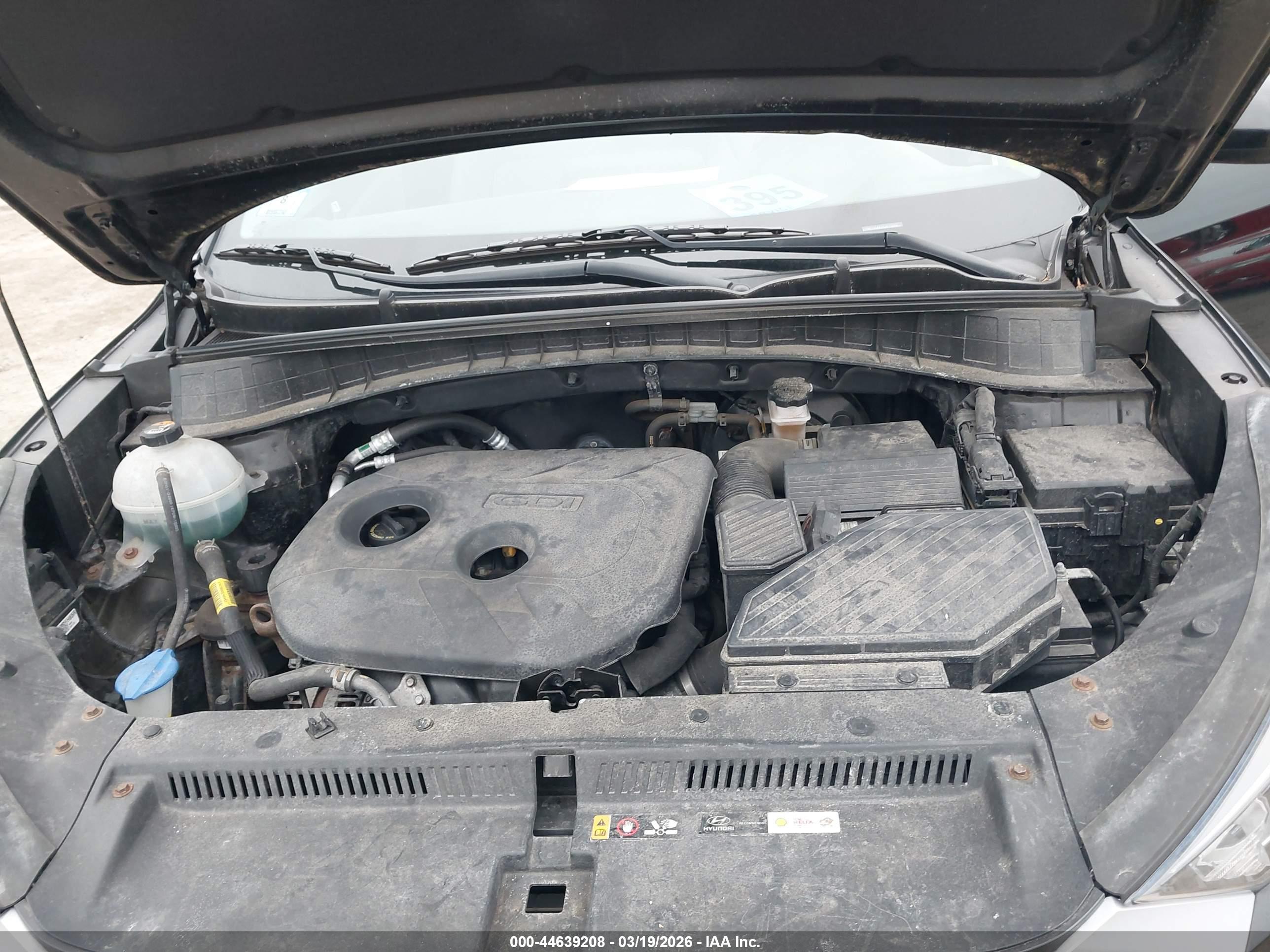 HYUNDAI TUCSON image 10