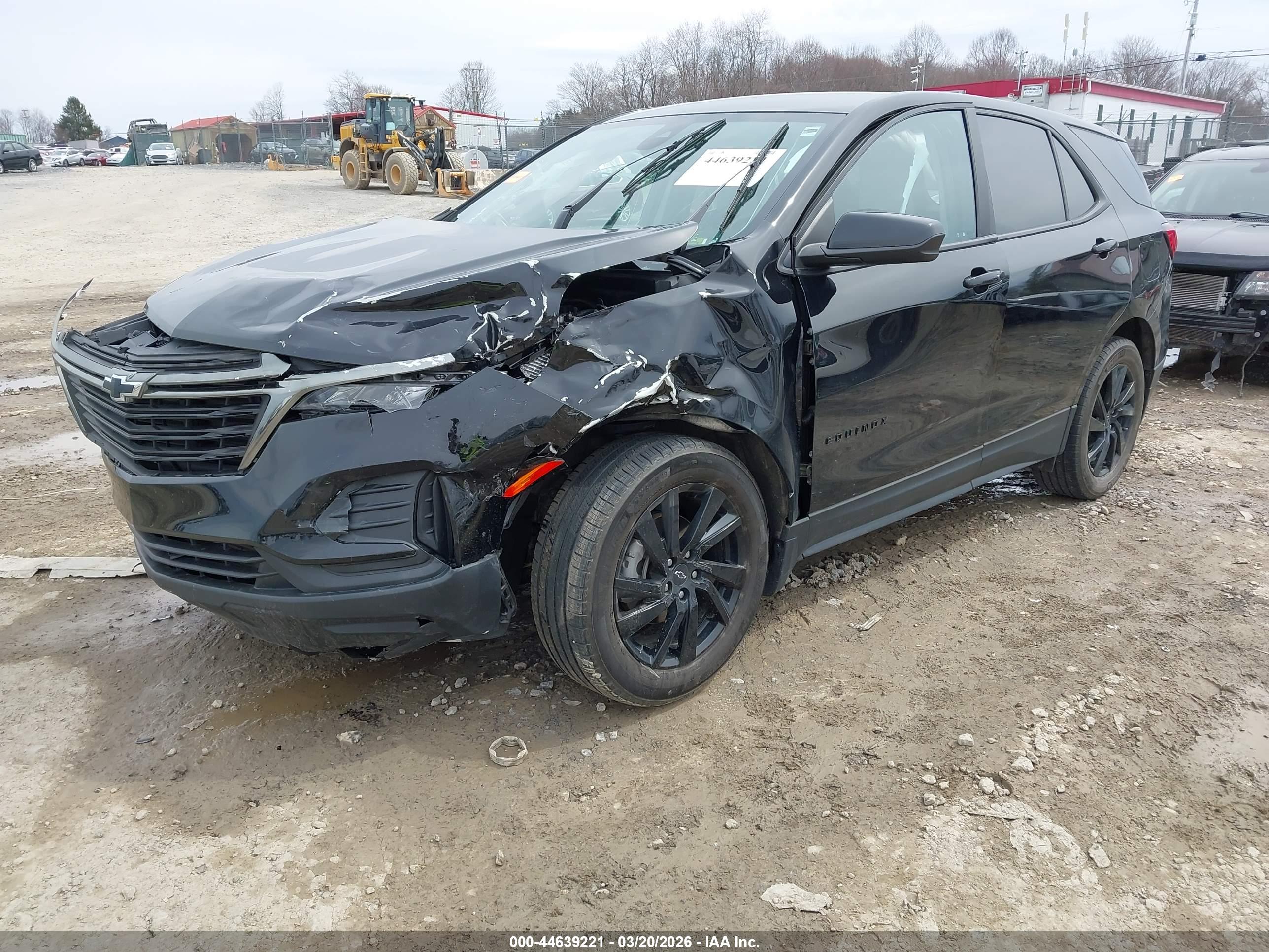 CHEVROLET EQUINOX image 2