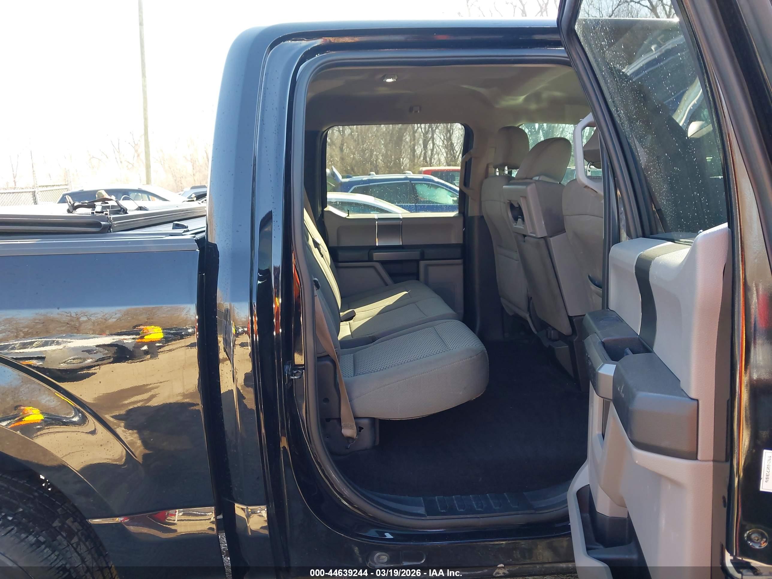 FORD F-150 image 8