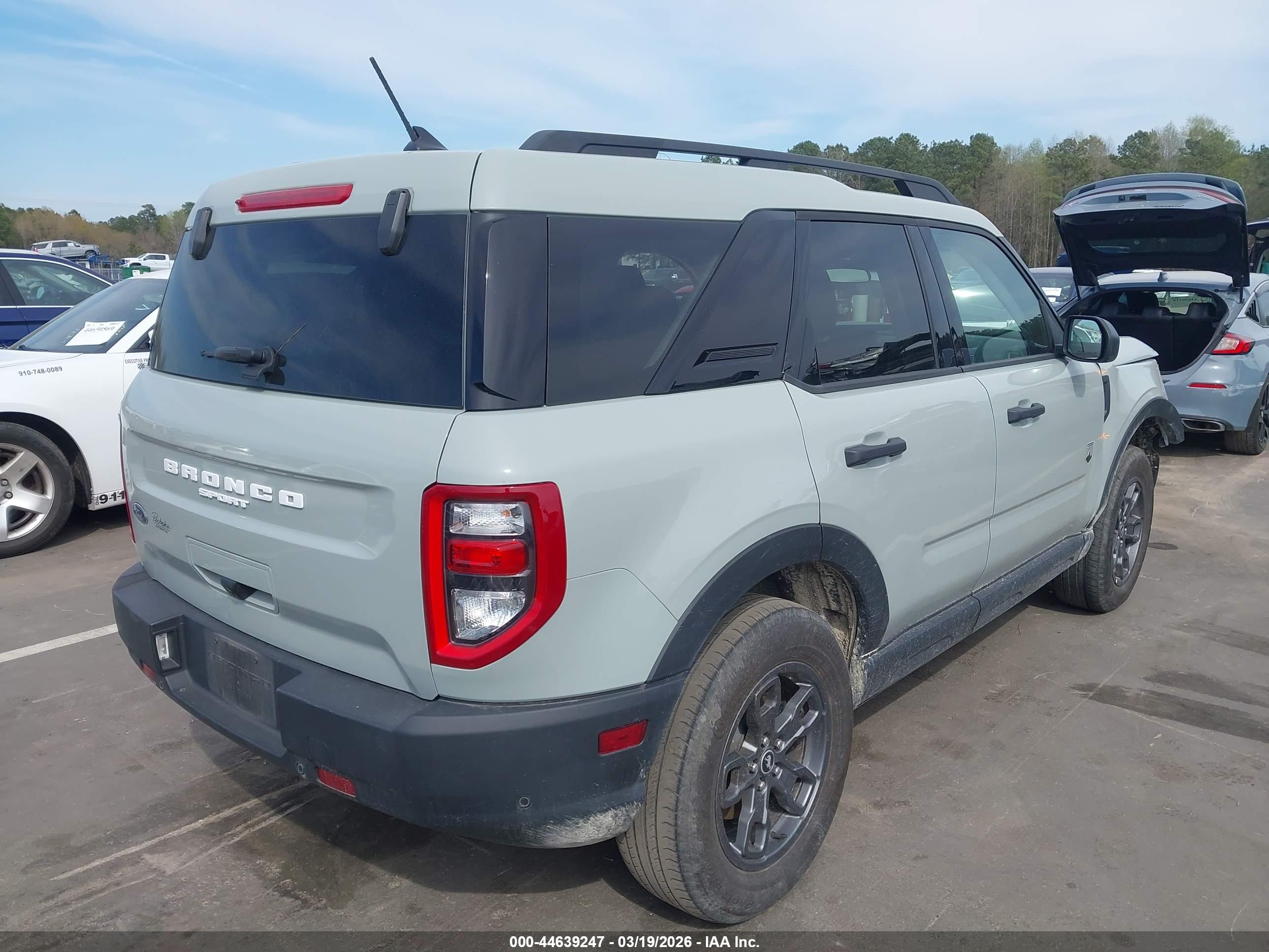 FORD BRONCO image 4