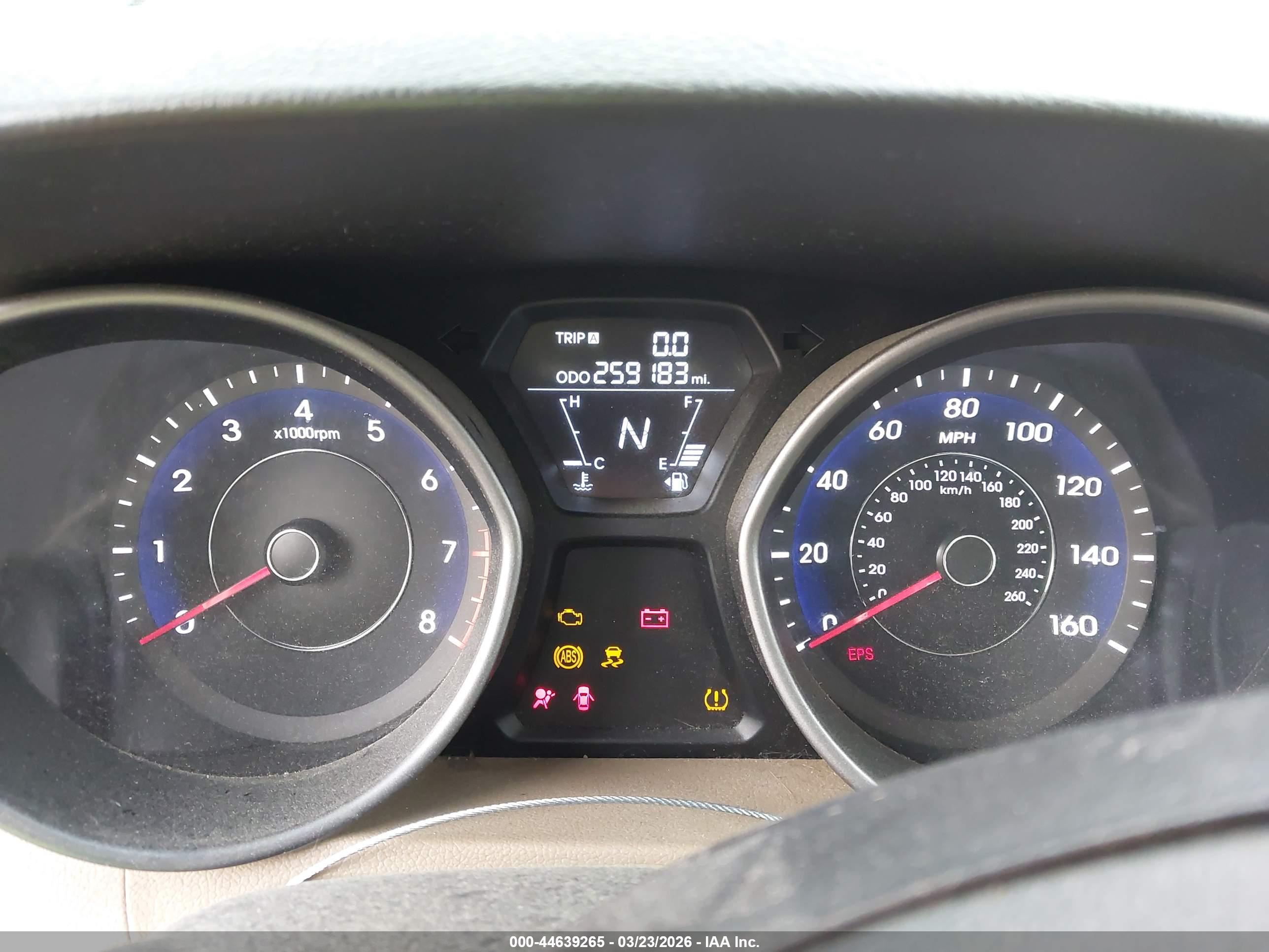 HYUNDAI ELANTRA image 7