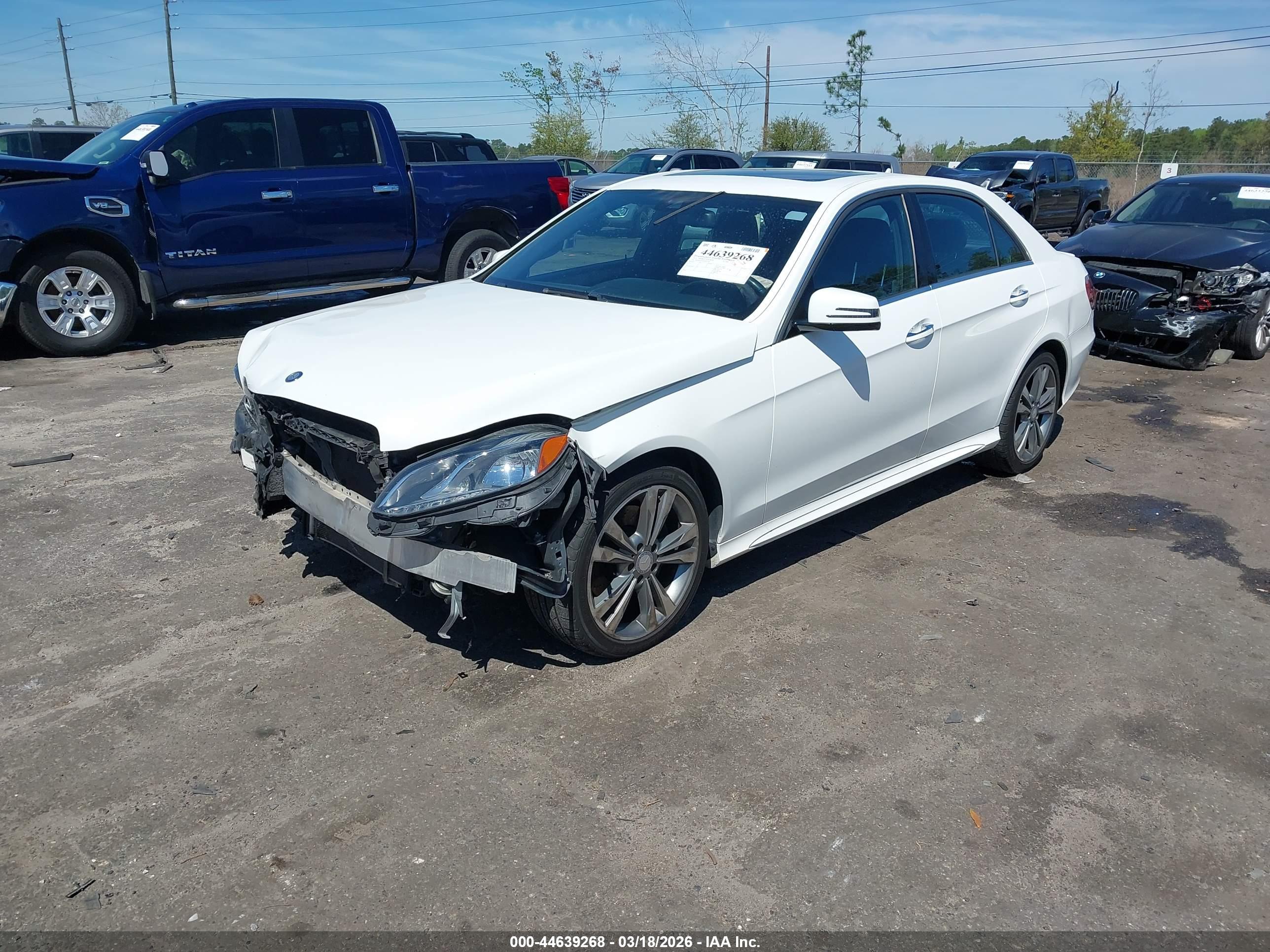MERCEDES-BENZ E image 2
