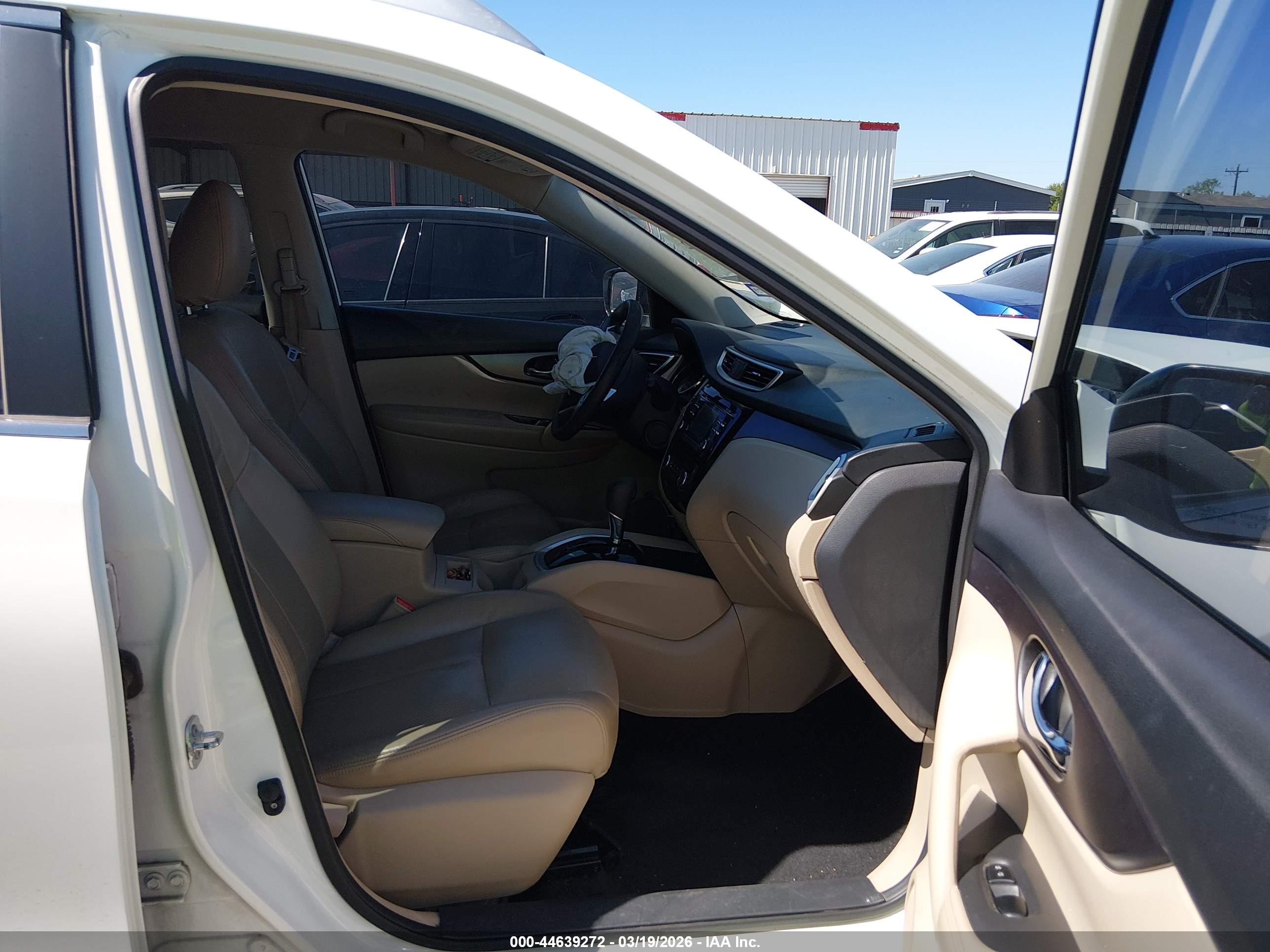 NISSAN ROGUE image 5
