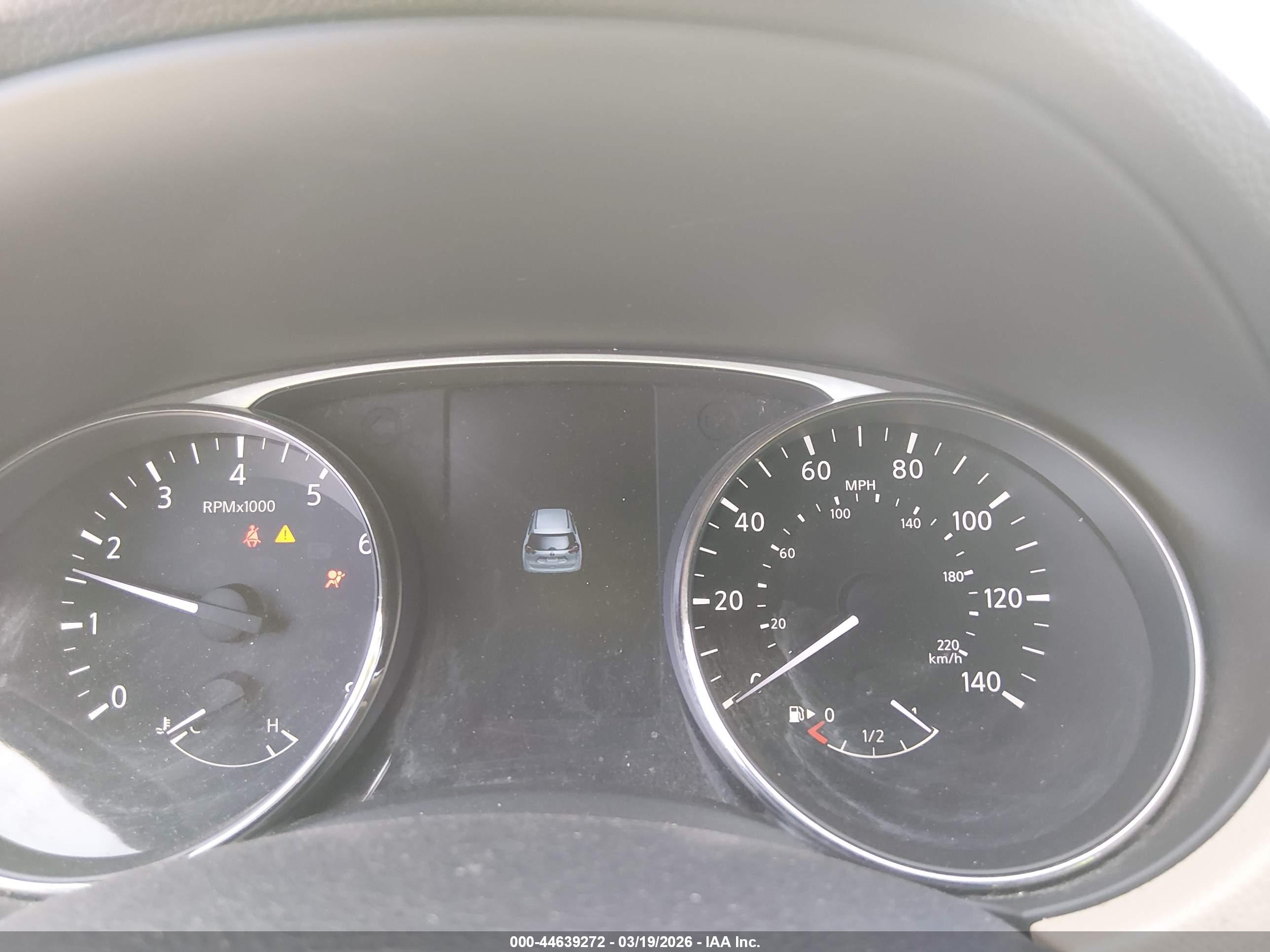 NISSAN ROGUE image 7