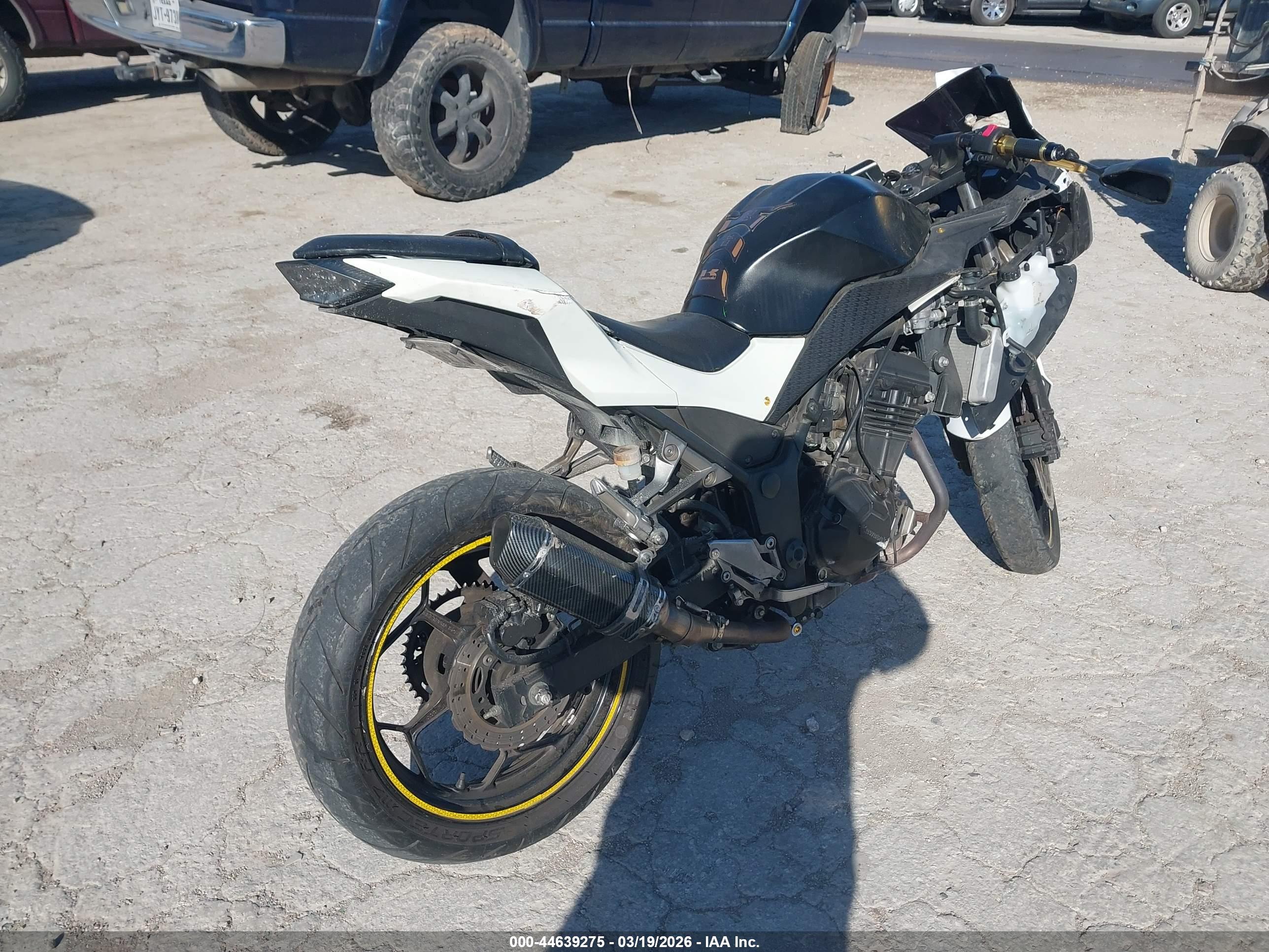 KAWASAKI EX300 image 4