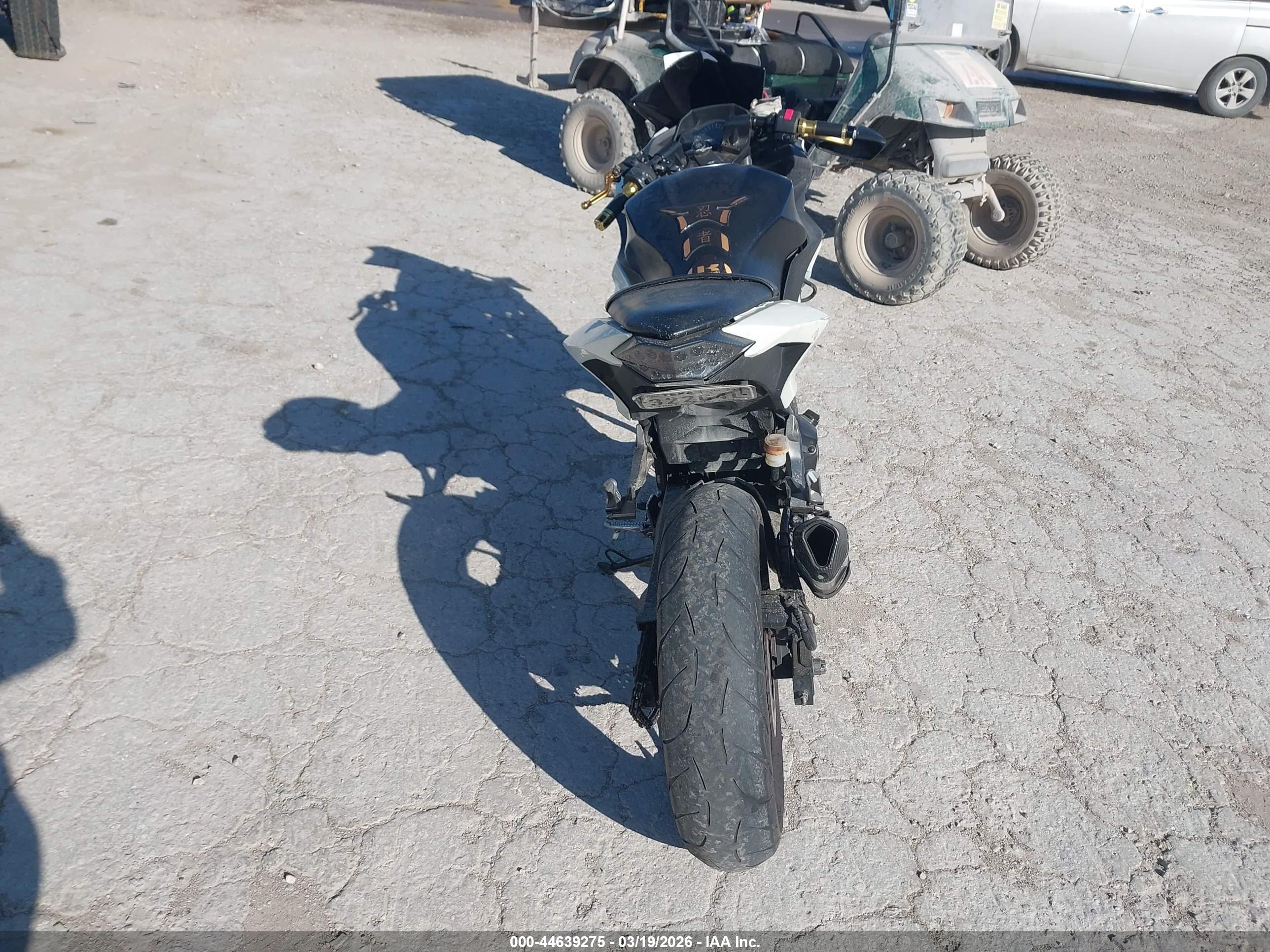 KAWASAKI EX300 image 6