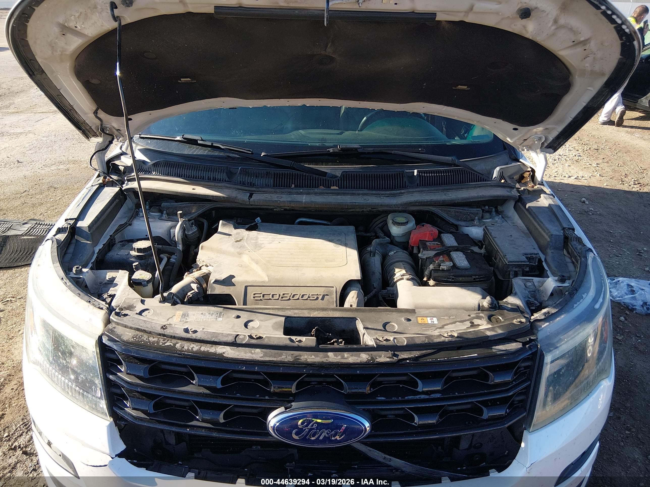 FORD EXPLORER image 10