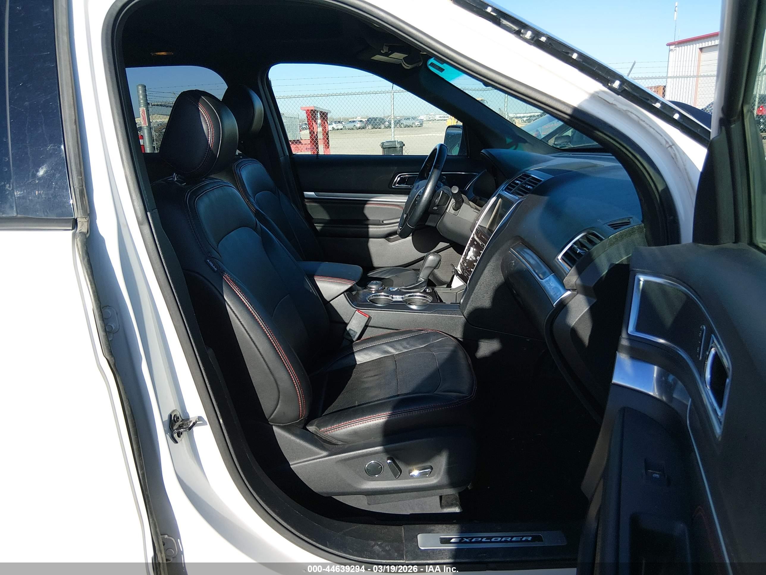 FORD EXPLORER image 5
