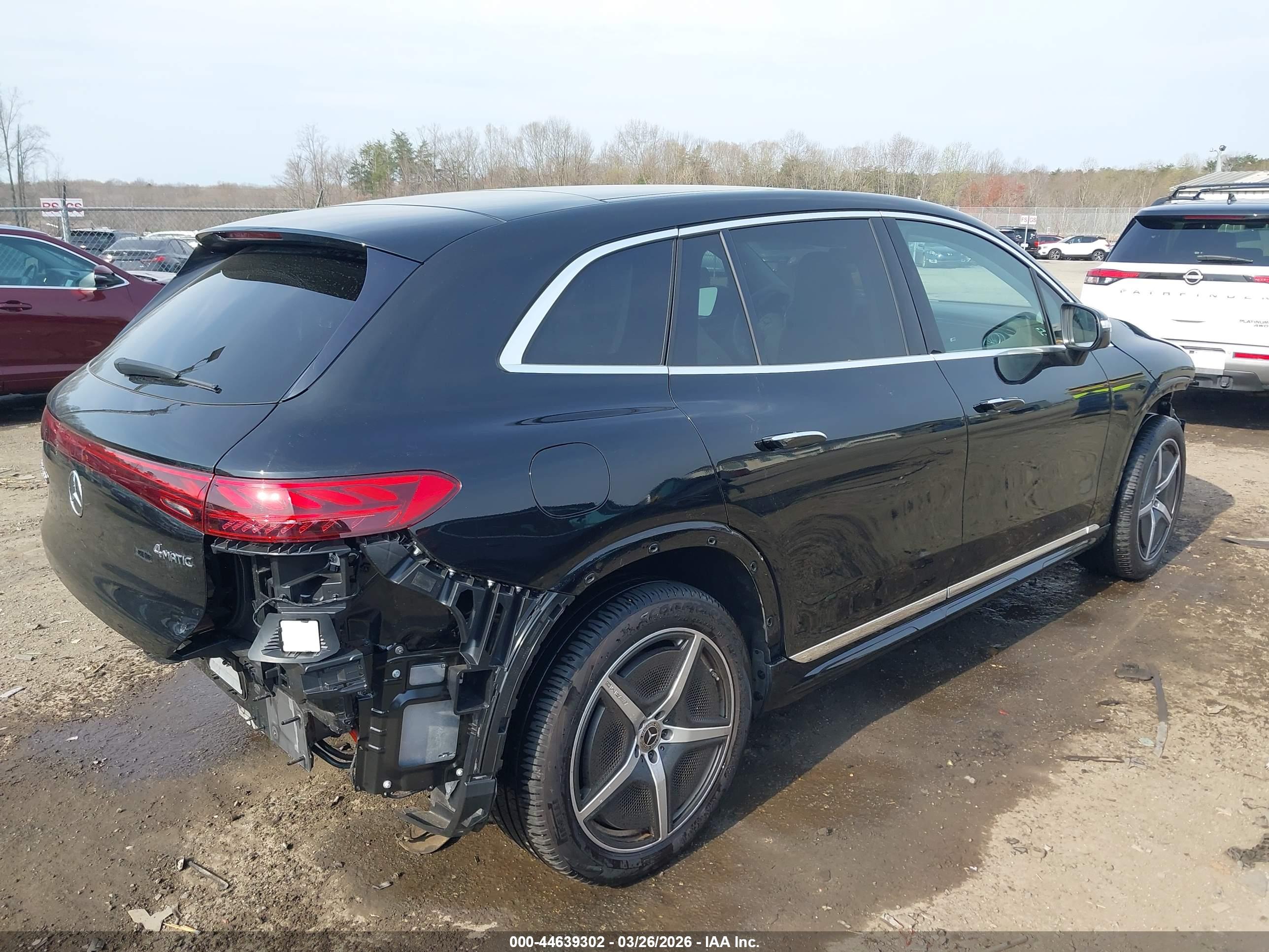 MERCEDES-BENZ EQS image 4