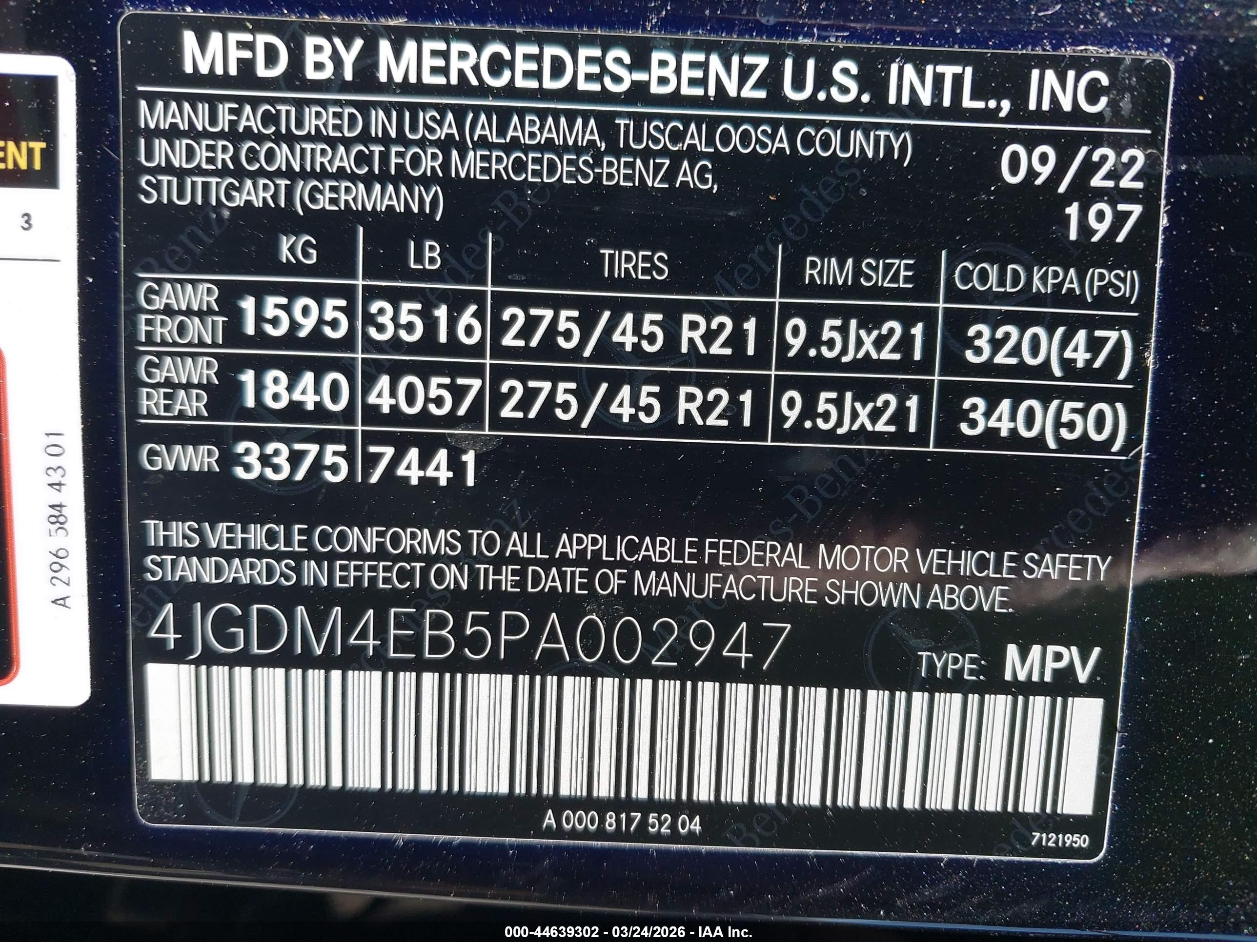 MERCEDES-BENZ EQS image 9