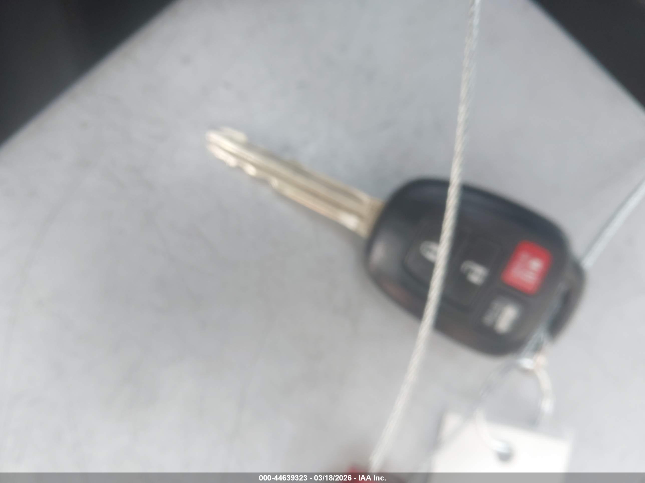 TOYOTA COROLLA image 11
